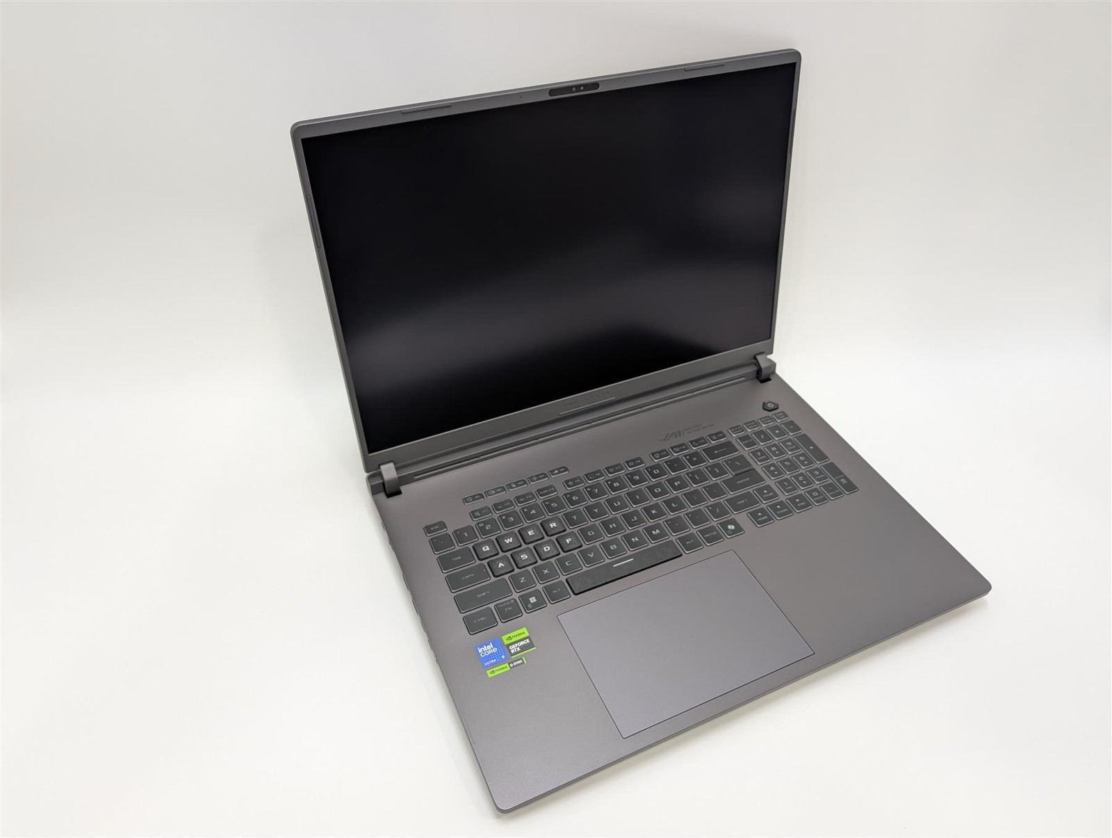 ASUS Rog Strix G815LM-IS96 32 GB RAM 1 TB SSD Used Excellent