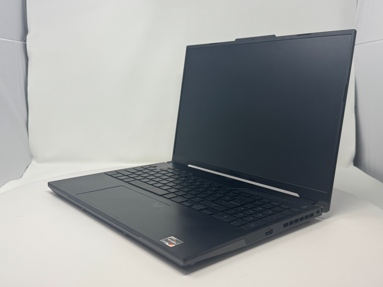 ASUS TUF A16 Ryzen 7 7735HS RX 7700S 16GB 512GB Gaming Laptop Tested