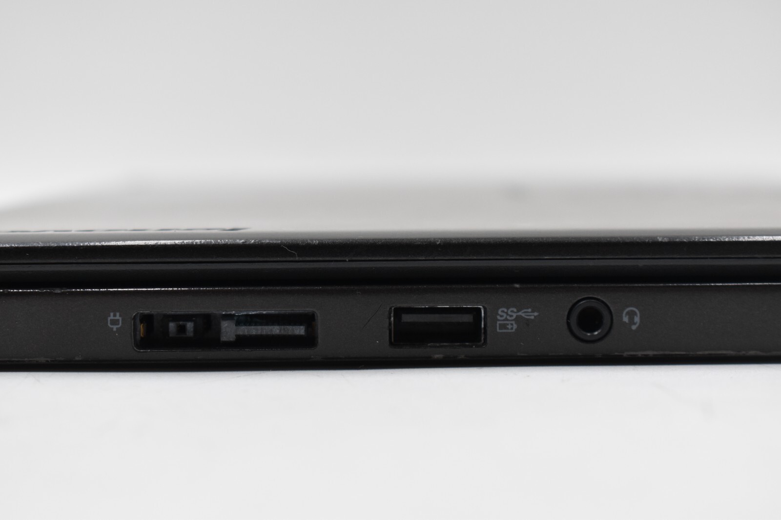 12.5″ Lenovo YOGA 12 2-IN-1 Laptop i3-5005U @ 2.00GHz 4GB RAM 128GB SSD *READ*