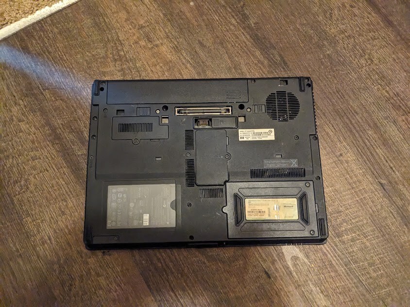 HP Compaq 6910p 14″ Laptop Computer Intel Centrino Not Tested