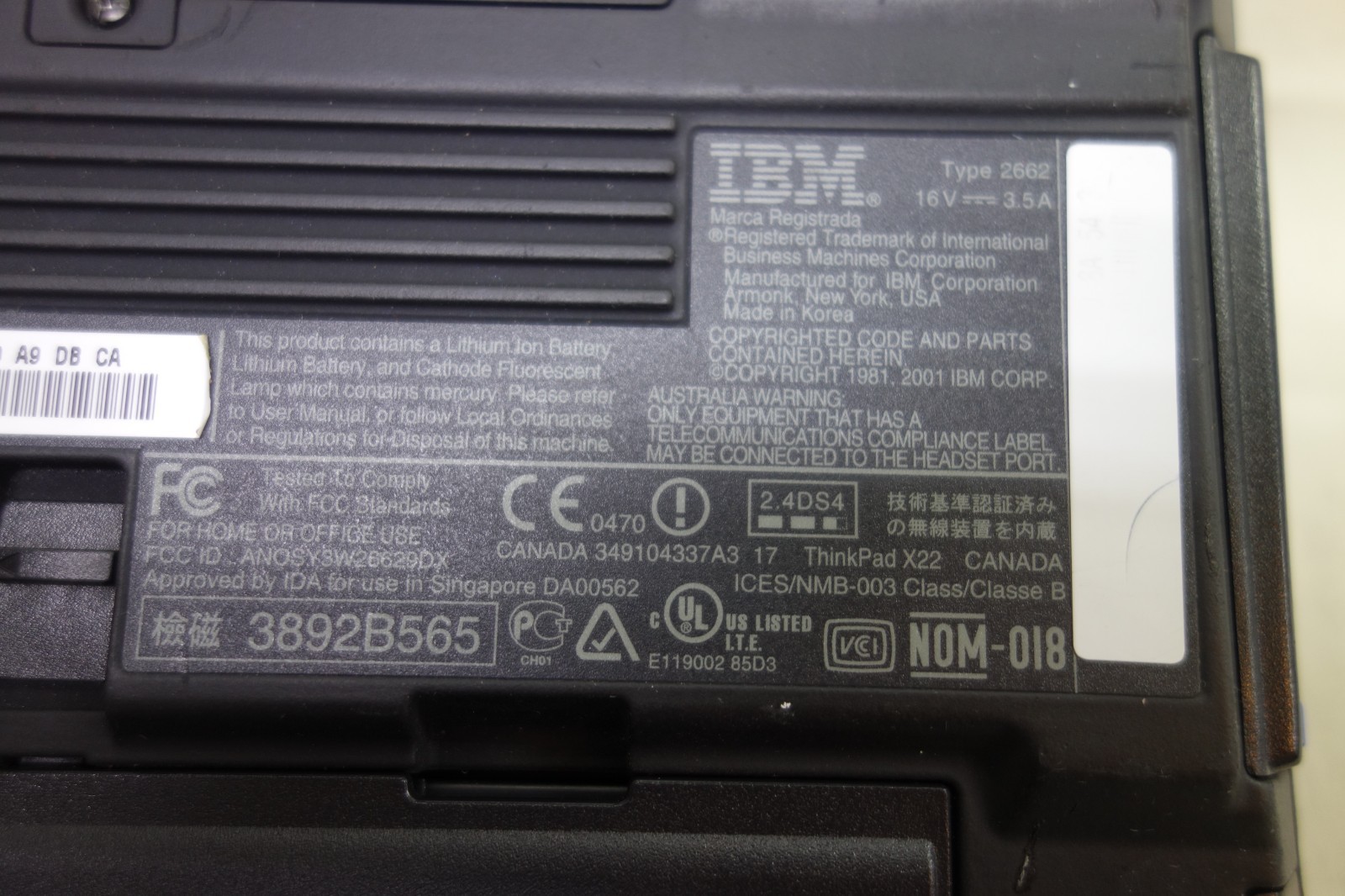 IBM Thinkpad X22 2662 12.1” Laptop Intel Pentium III 800MHz 256MB Screen damage