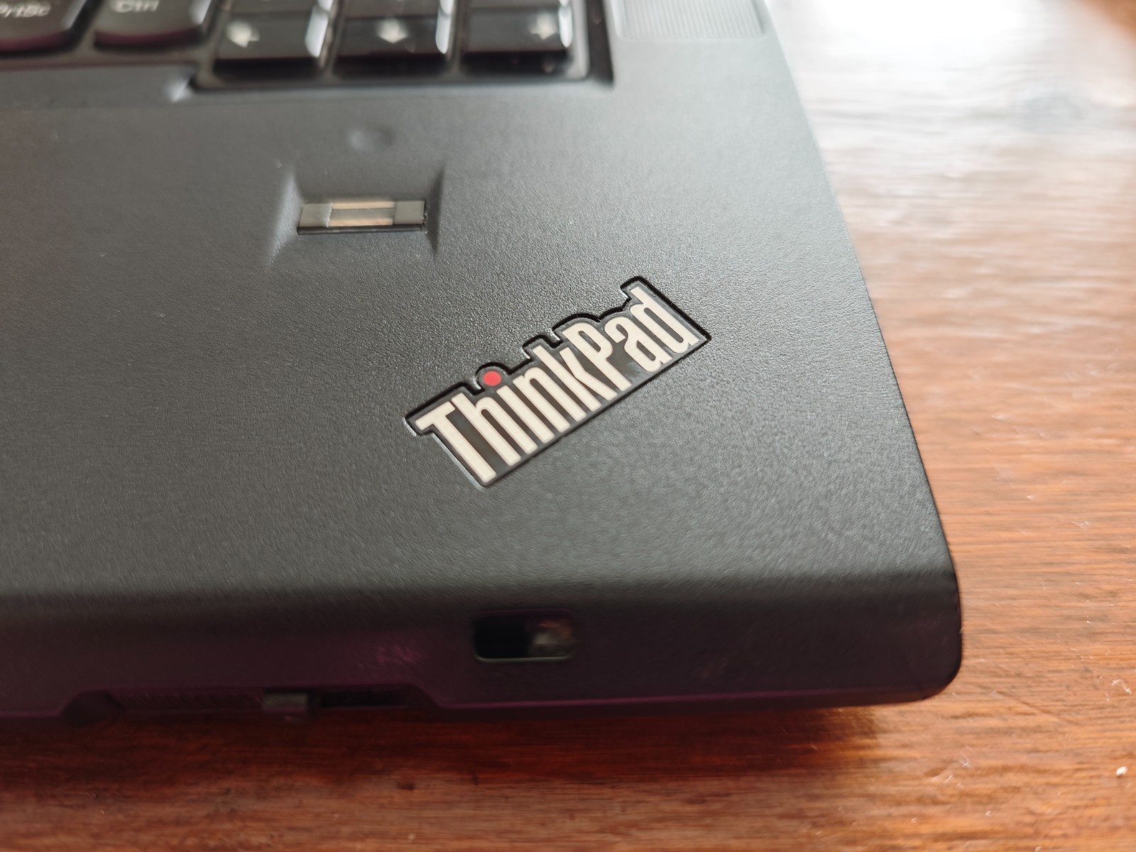 Lenovo Thinkpad T430s Laptop – 120gb SSD, 8gb RAM, Linux