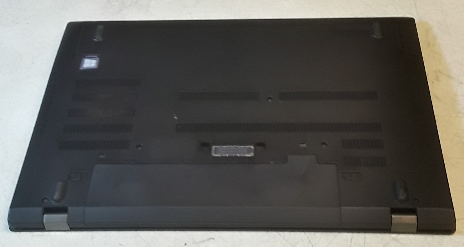 Lenovo ThinkPad T570 i7 8GB No Hard Drive for Parts