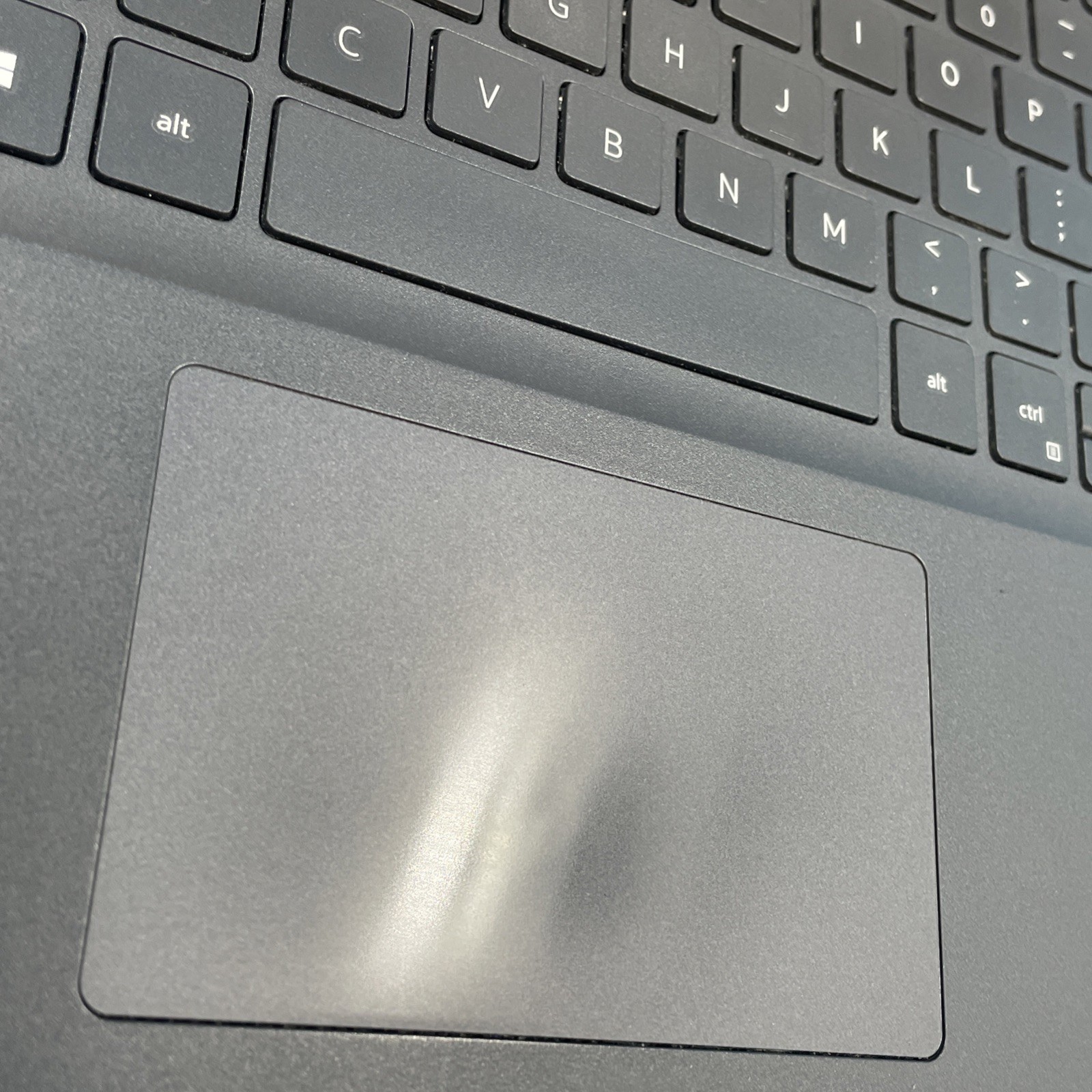 Dell Latitude 3410 | i5-10210U | 8GB RAM | NO DRIVE | NO OS | 34% BATTERY