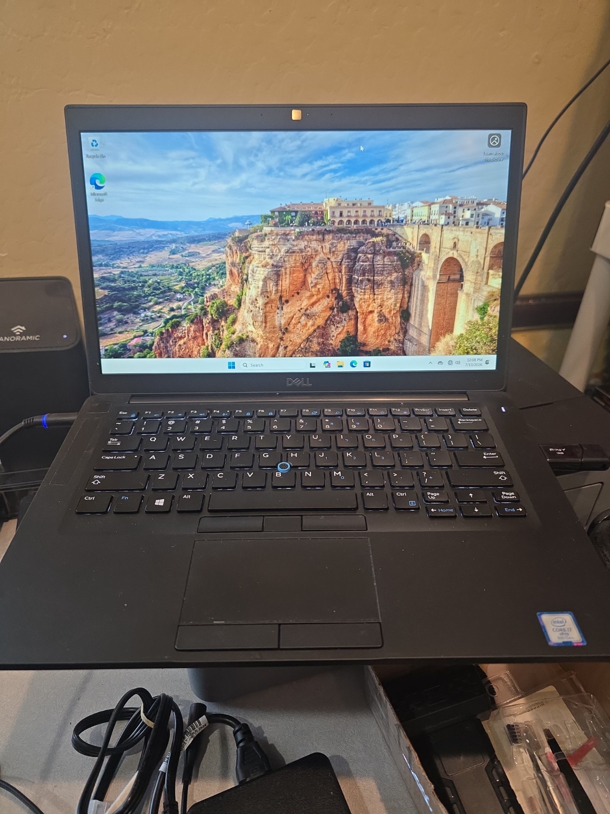 Dell Latitude 7490 14″ FHD I7-8650U 256GB SSD 8GB W11 NO BATTERY