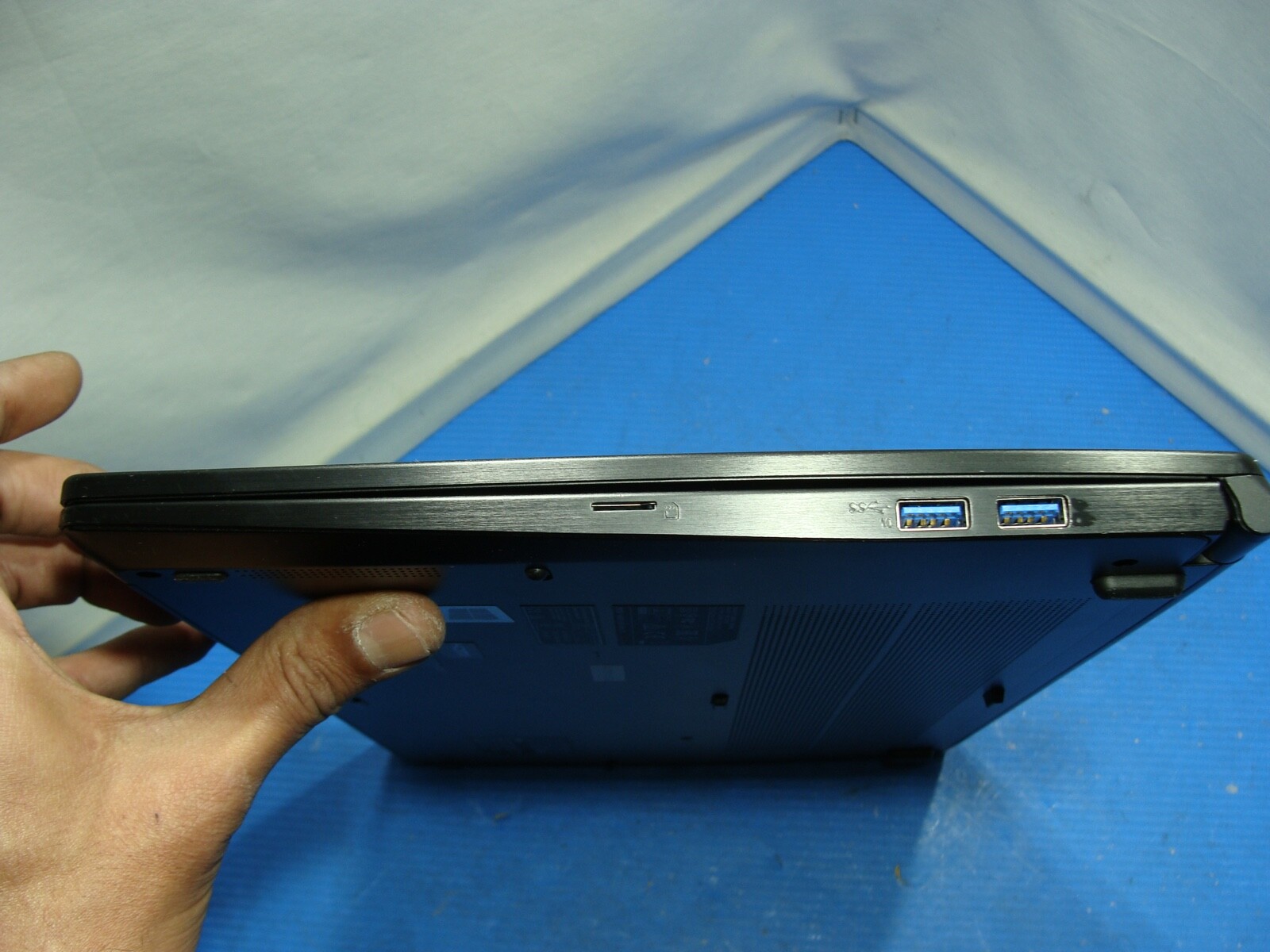 A+ FHD 88% Battery MSI Modern 15 A10M Intel i5-10210U 1.60Ghz 8GB RAM 256GB SSD