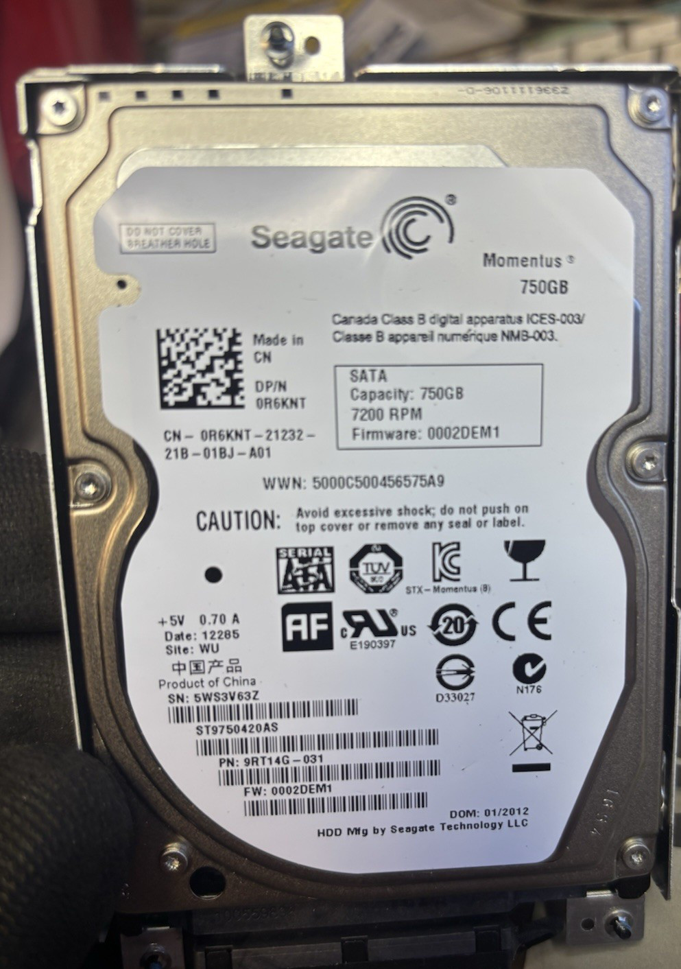 Alienware M14x 14″ i5-3210M, 6GB RAM, 750GB, Broken screen As Is For Parts