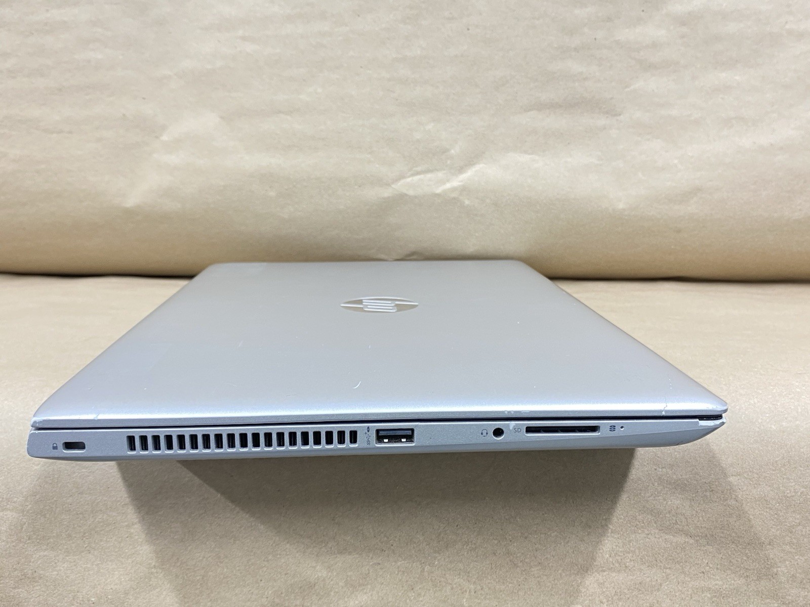 HP 440 G5 – 14″ 1366×768 – i5-8250U – 4GB – 128GB SSD – Win 11 Pro READ