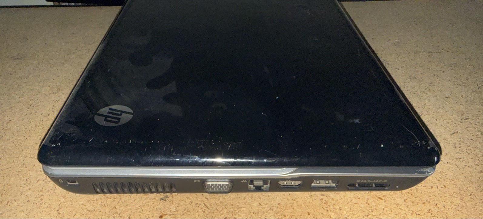 HP G61-429WM AMD Sempron M120 2100MHz 4 GB RAM NO HDD, NO Battery, NO Power Cord