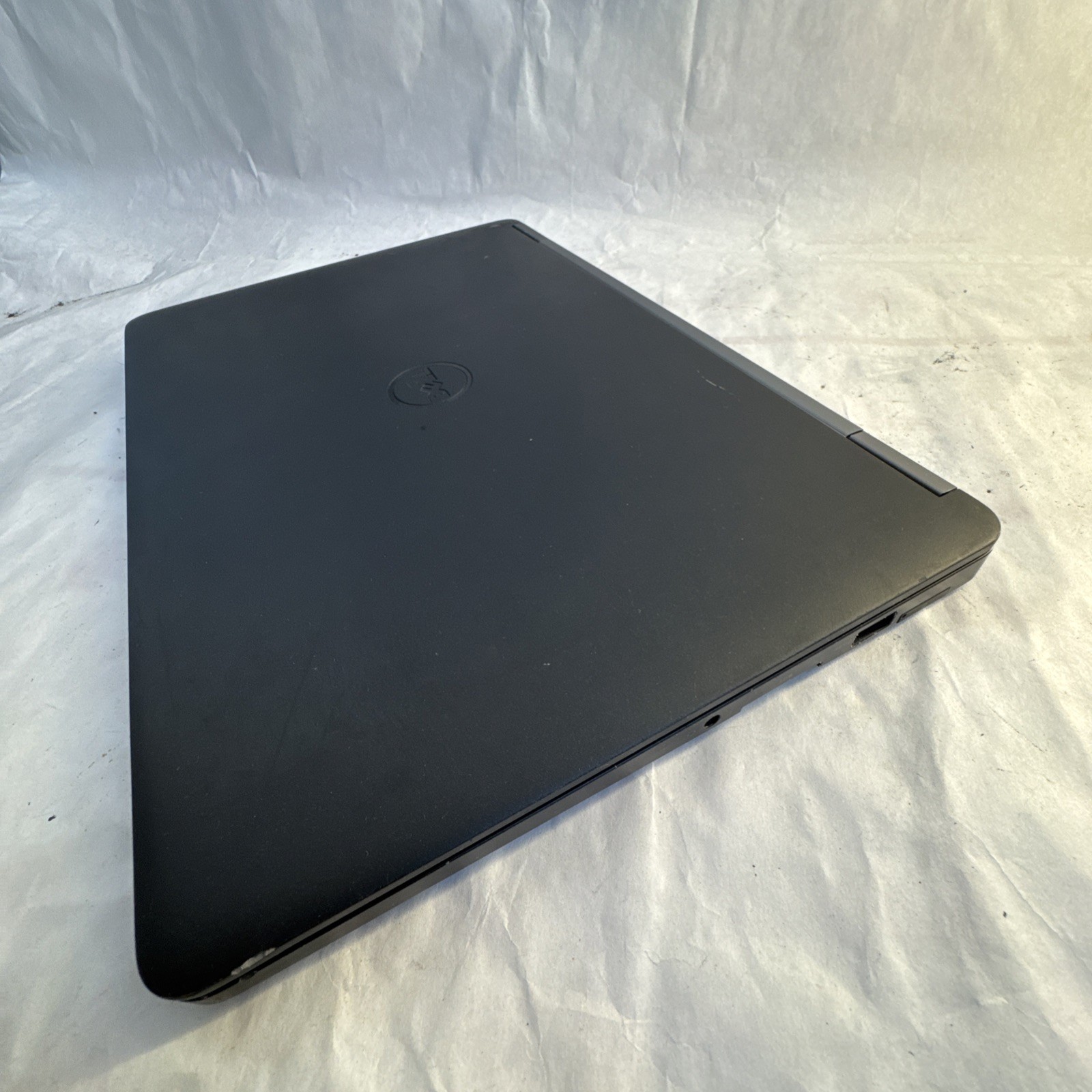 DELL Latitude E7270 12.5″ Core i7-6600U @2.60GHz 16GB RAM 256GB SSD W10P