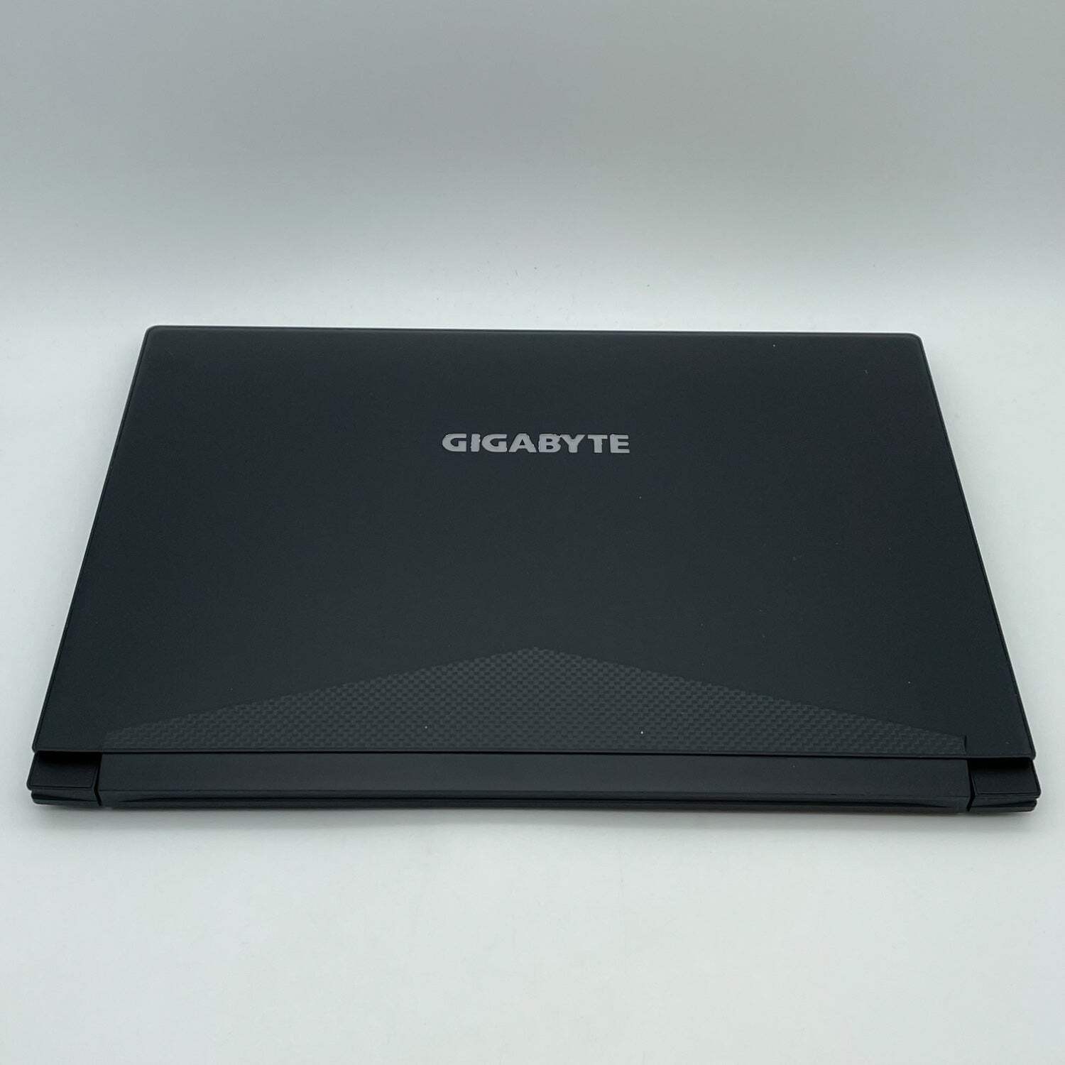 Gigabyte AERO 15.6″ i7-8750H 2.21GHz 16GB RAM 512GB SSD GeForce GTX 1070 Max-Q