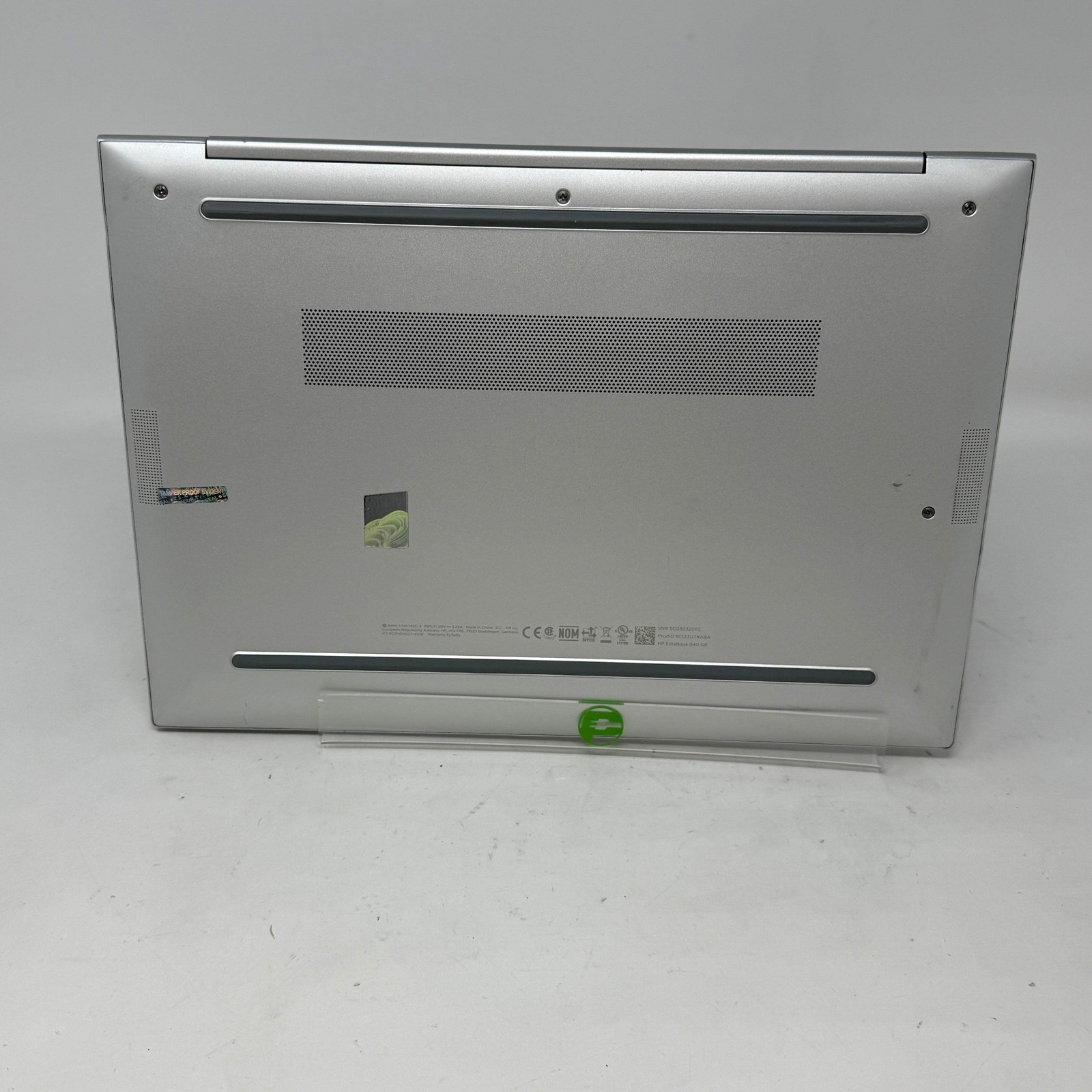 HP EliteBook 840 G9 14″ i7-1255U 1.7GHz 16GB RAM 512GB SSD