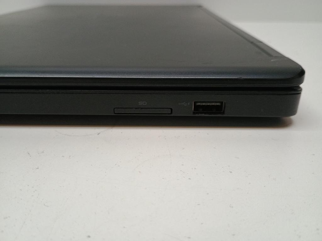 DELL COMPUTER INSPIRON 15W10 8GBR 224GB HD W/CHARGER (P05025353)