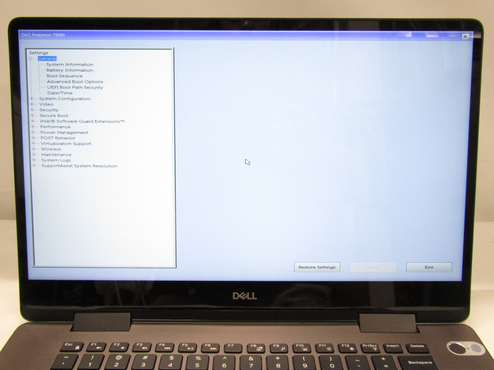 Dell Inspiron 7586 2-in-1 1.8GHz i7-8565U 16GB RAM 512GB SSD Nvidia MX150 NO OS