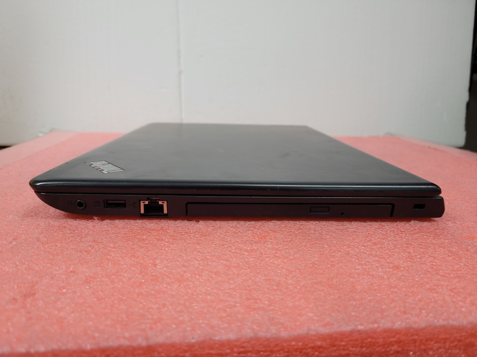 Lenovo ThinkPad E570 i5-7200U 4GB RAM *AS IS/No HDD/No OS/No Battery* | LP488