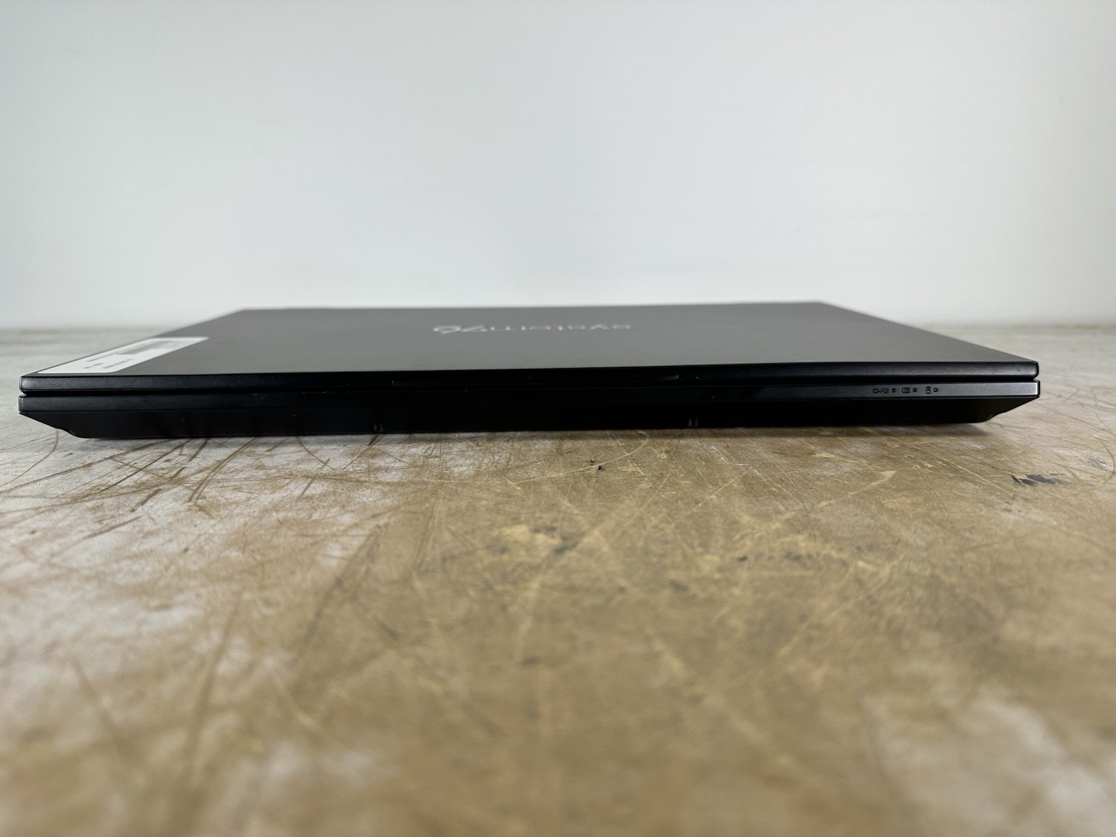 SYSTEM76 SERW13 i9-13900HX @ 1.6GHz, NO RAM/HDD/OS – (FOR PARTS)