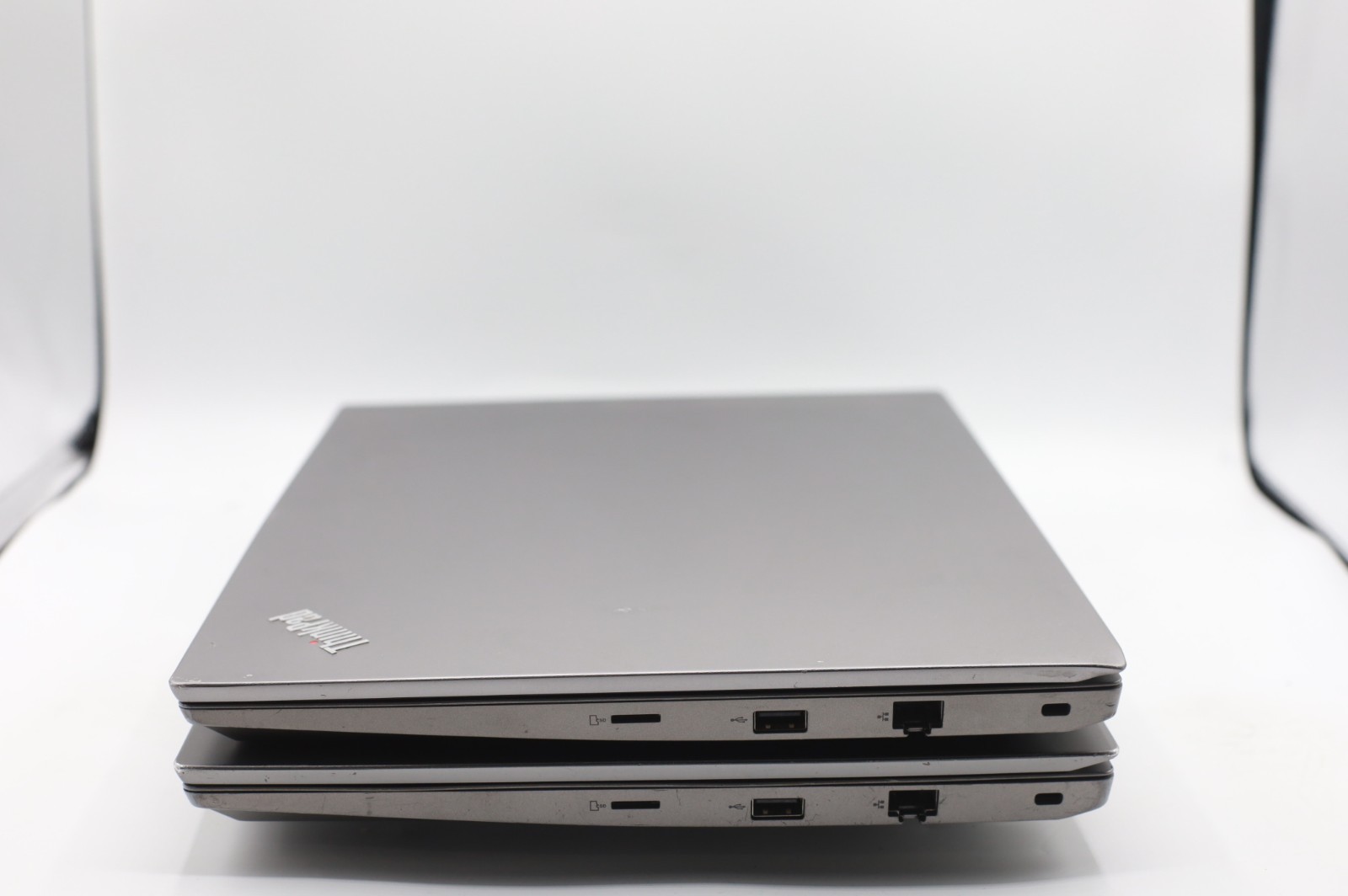 Lot of 2 Lenovo ThinkPad E400 Series, i7-8565U, 16GB RAM, No HDD/OS, Grade C, A1