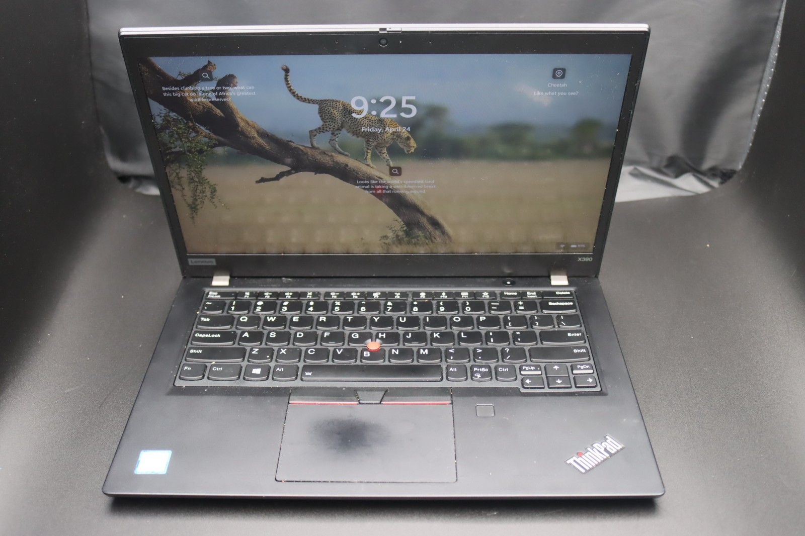 Lenovo ThinkPad X390 13.3″(256 GB SSD, Intel Core i5-8265U, 1.6GHz, 8GB RAM)