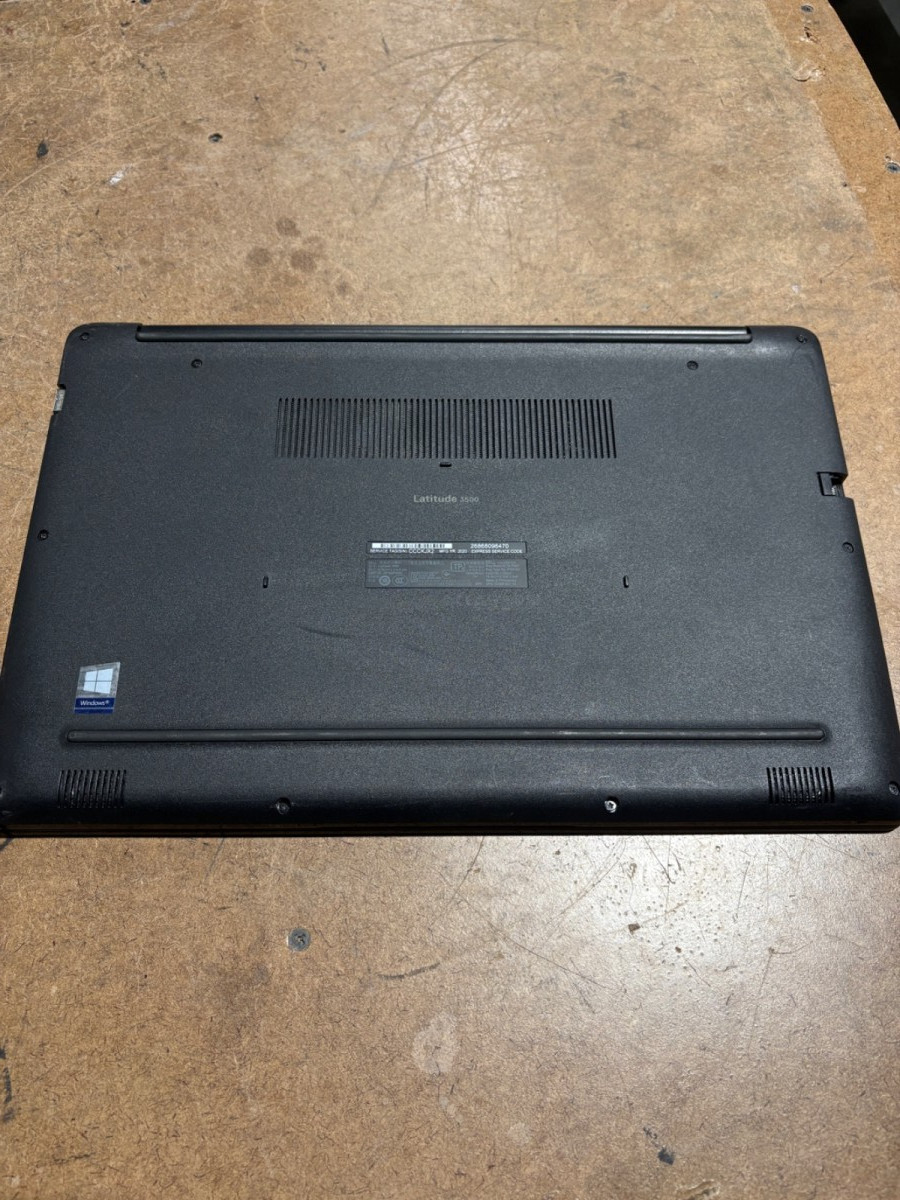 Dell Latitude 3500 i7-8565U 8GB RAM 256GB SSD No OS No Charger – Ethernet Broken