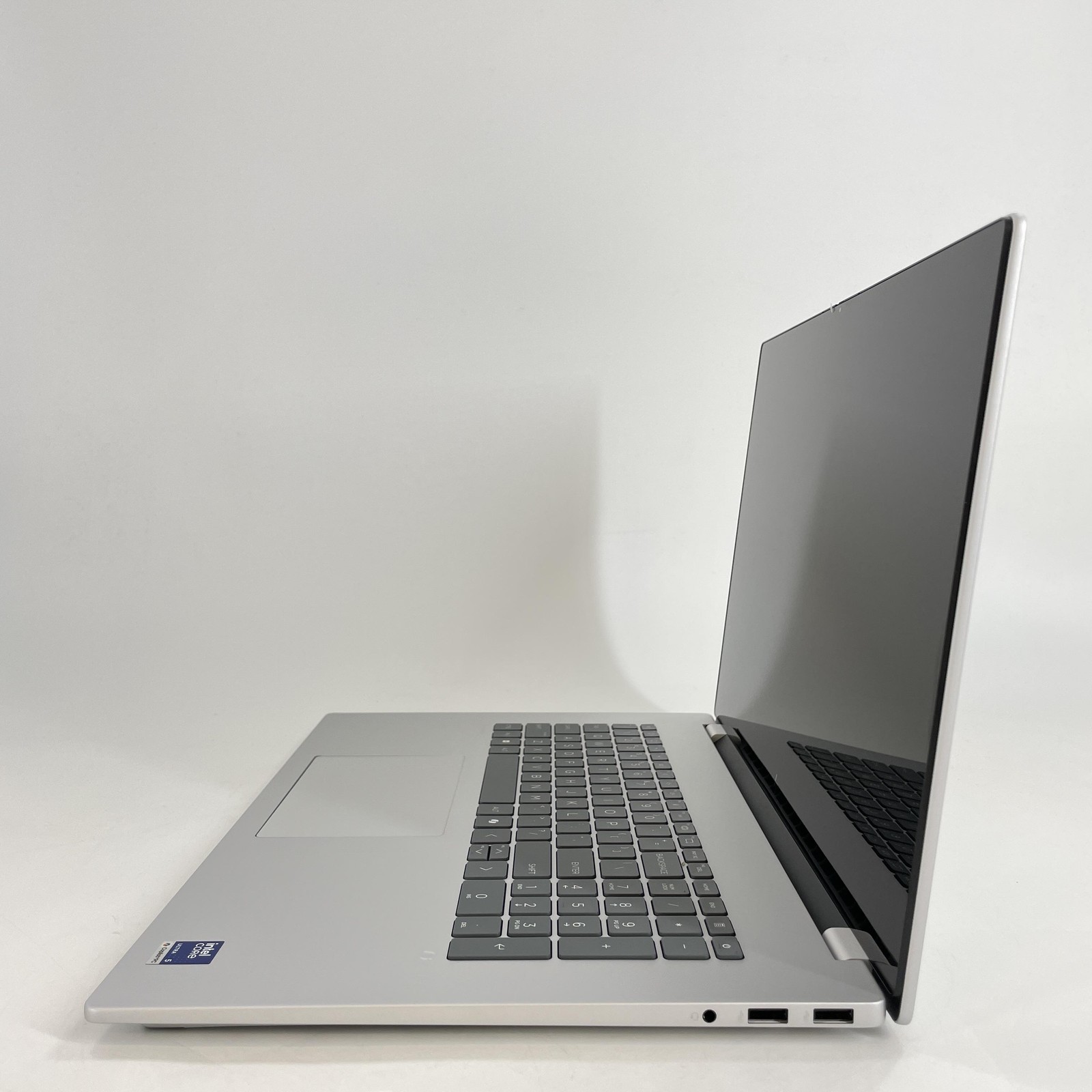 HP OmniBook 7 AI PC 17.3 FHD TOUCH 2.1 GHz Ultra 5 226V 16GB 512GB – SMOKE ODOR