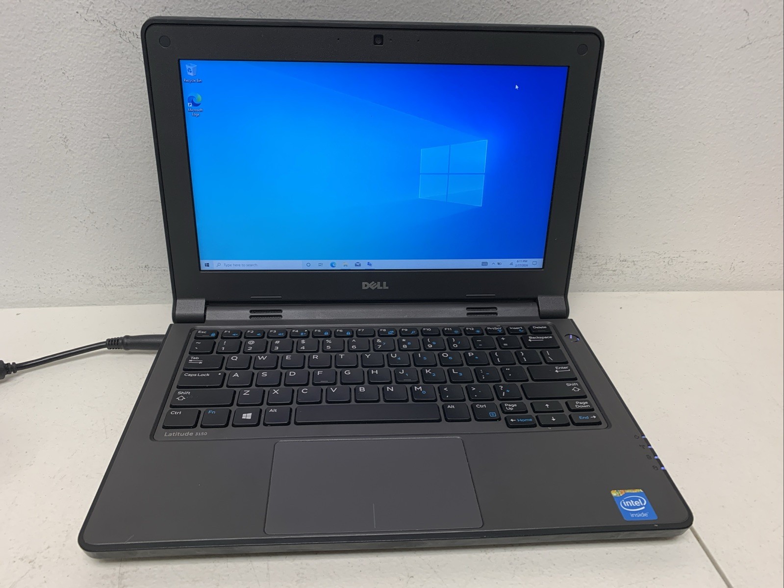 DELL LATITUDE 3150 INTEL CELERON N2840 Wind 10 Bad Battery AS-IS Read Descri