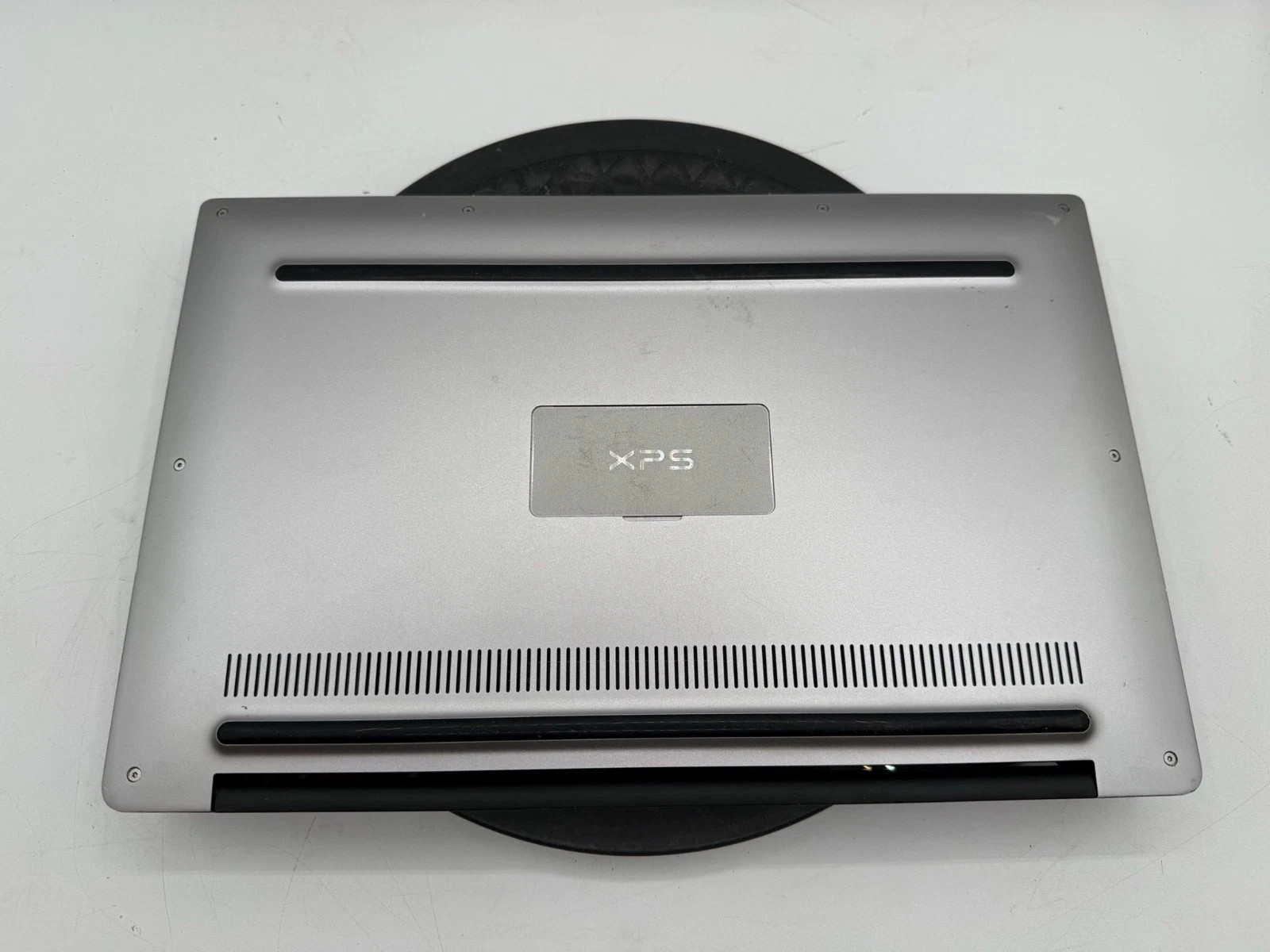 Dell XPS 13 9343 I7-5500U 8GB 256GB WebCam 13″ QHD+ Touch Win10 Office 2019
