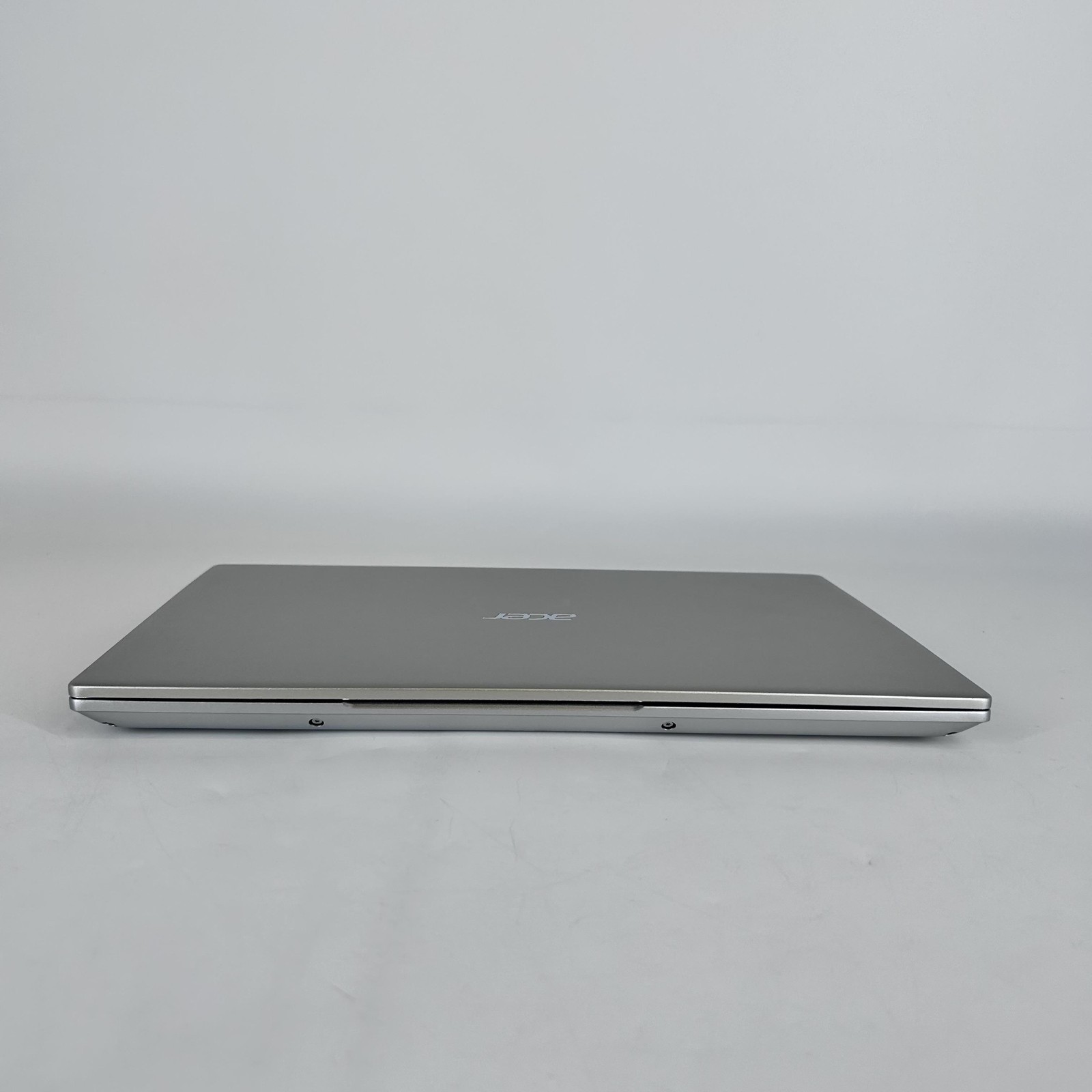 Acer Swift X 14 FHD 1.9 GHz Ryzen 7 5800U 16GB 512GB SSD RTX 3050 Ti Good
