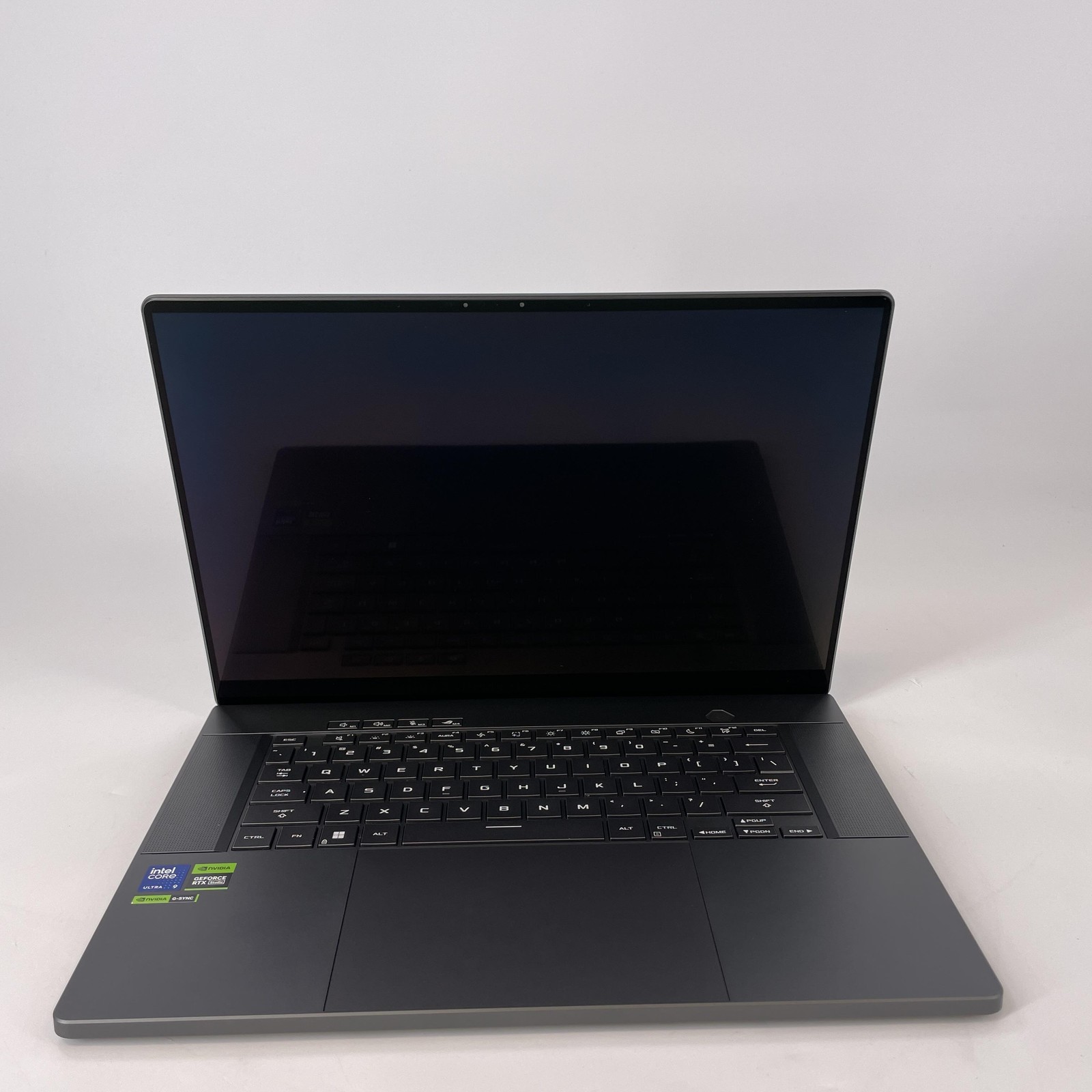 Asus ROG Zephyrus G16 GU605 240Hz QHD+ 2.5GHz Ultra 9 185H 32GB 4TB SSD RTX 4090