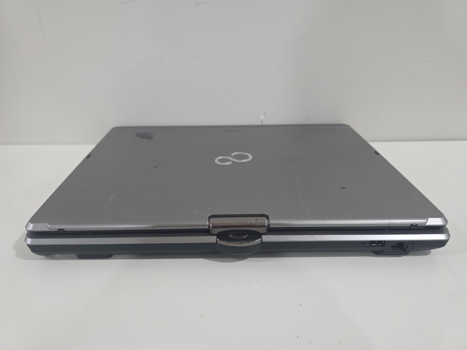 FUJITSU LIFEBOOK T902 Intel i5-3340M 8GB Touch Webcam Bluetooth