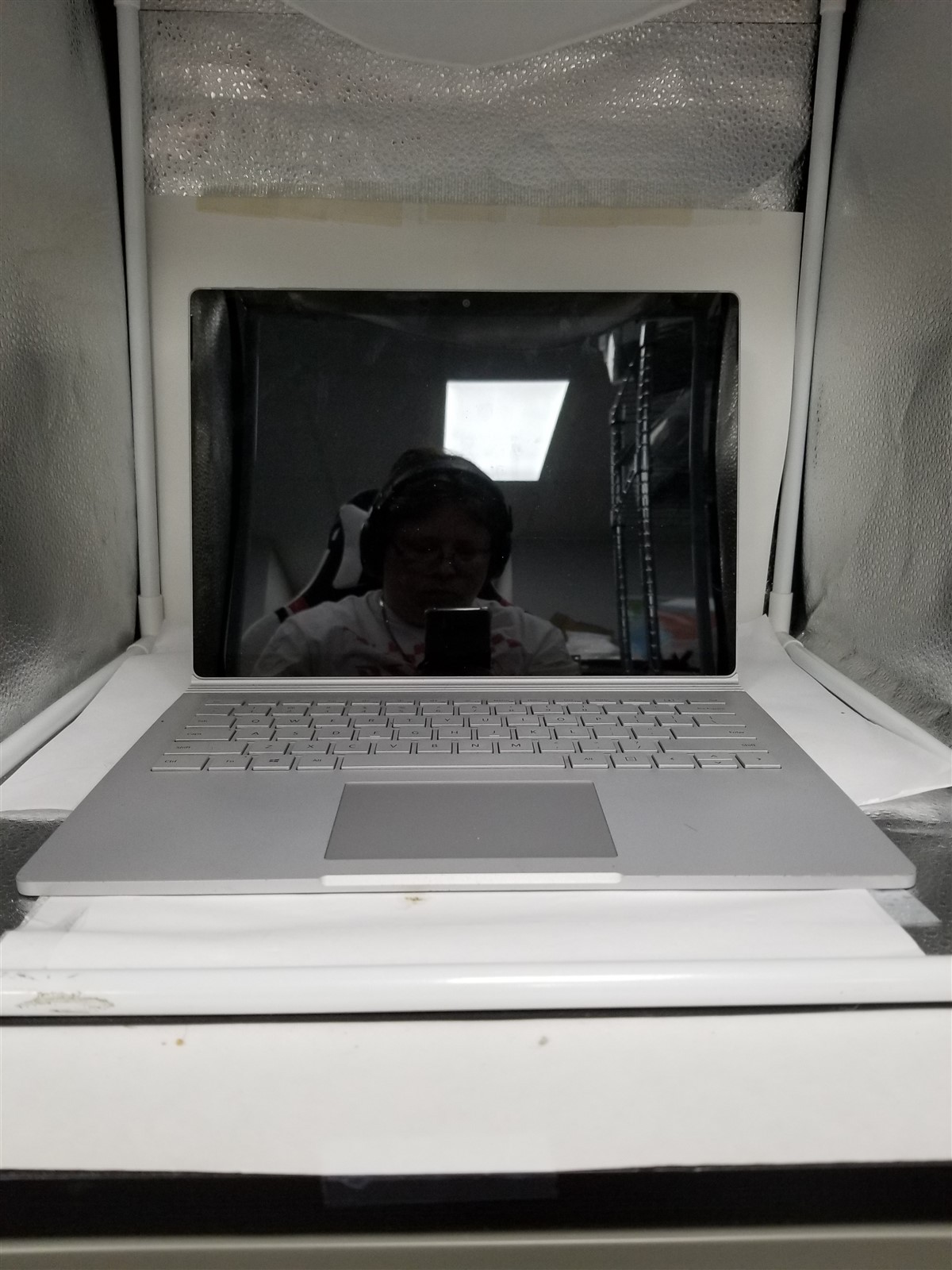 Microsoft Surface Book 2 Core i5 13.5″ 8GB/256GB Silver Reduced Price VW6258