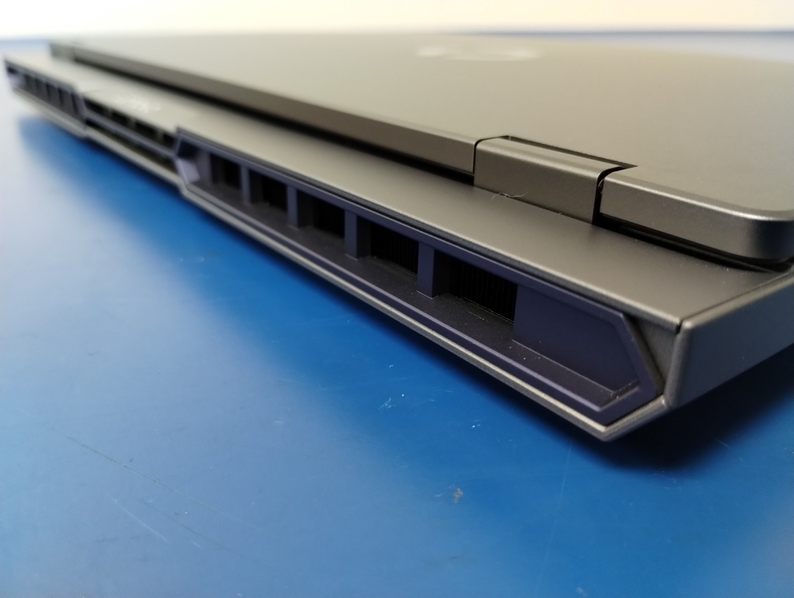 Lenovo Legion 5 16IAX10, Intel Core Ultra 9 275HX, 2.70 GHz 32 GB RAM, 1 TB NVMe