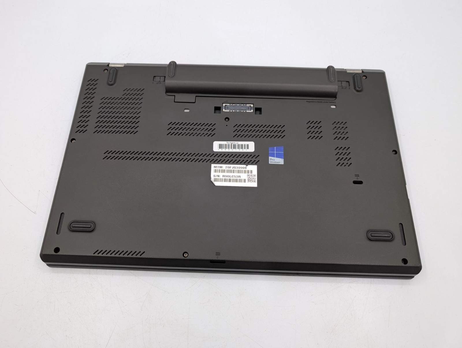 Lenovo ThinkPad T560 15.6″ Screen Intel Core i7-6600U 2.60 GHz 4GB RAM Laptop