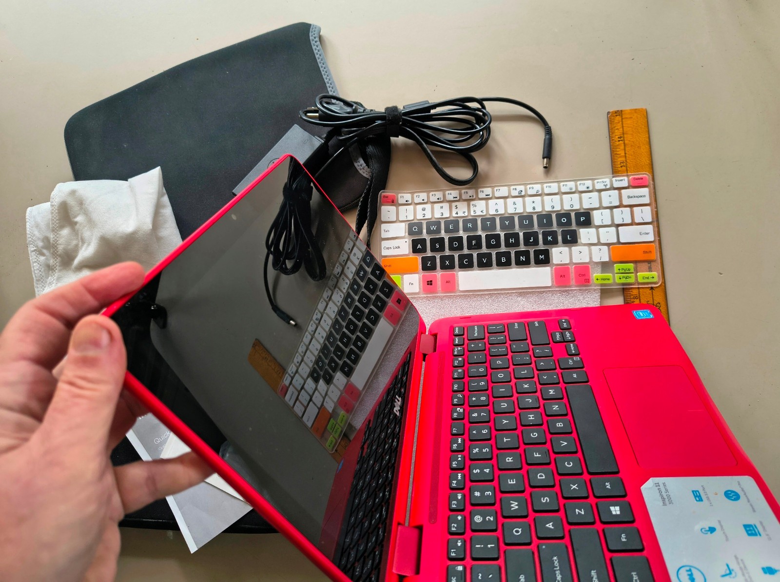 11.6″ RED Dell Inspiron 3000 series Intel 3168 * VG COND w 2 cases * Windows 10