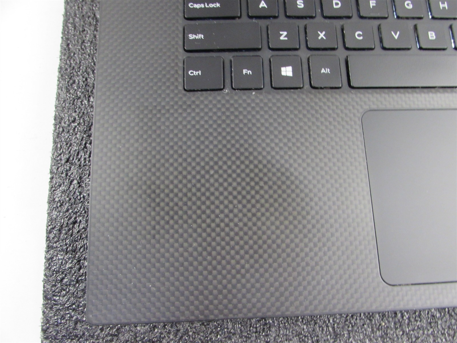 DELL PRECISION 5540 1920X1080 FHD I7-9850H 512GB SSD 32GB RAM T2000 NO O.S