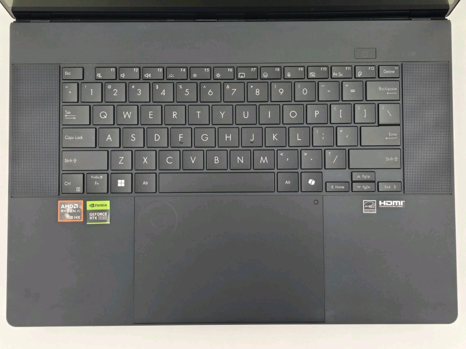 ASUS ProArt P16 16″ 4K OLED Touch Ryzen AI 9 HX 370 32GB 1TB RTX 4060 – USED
