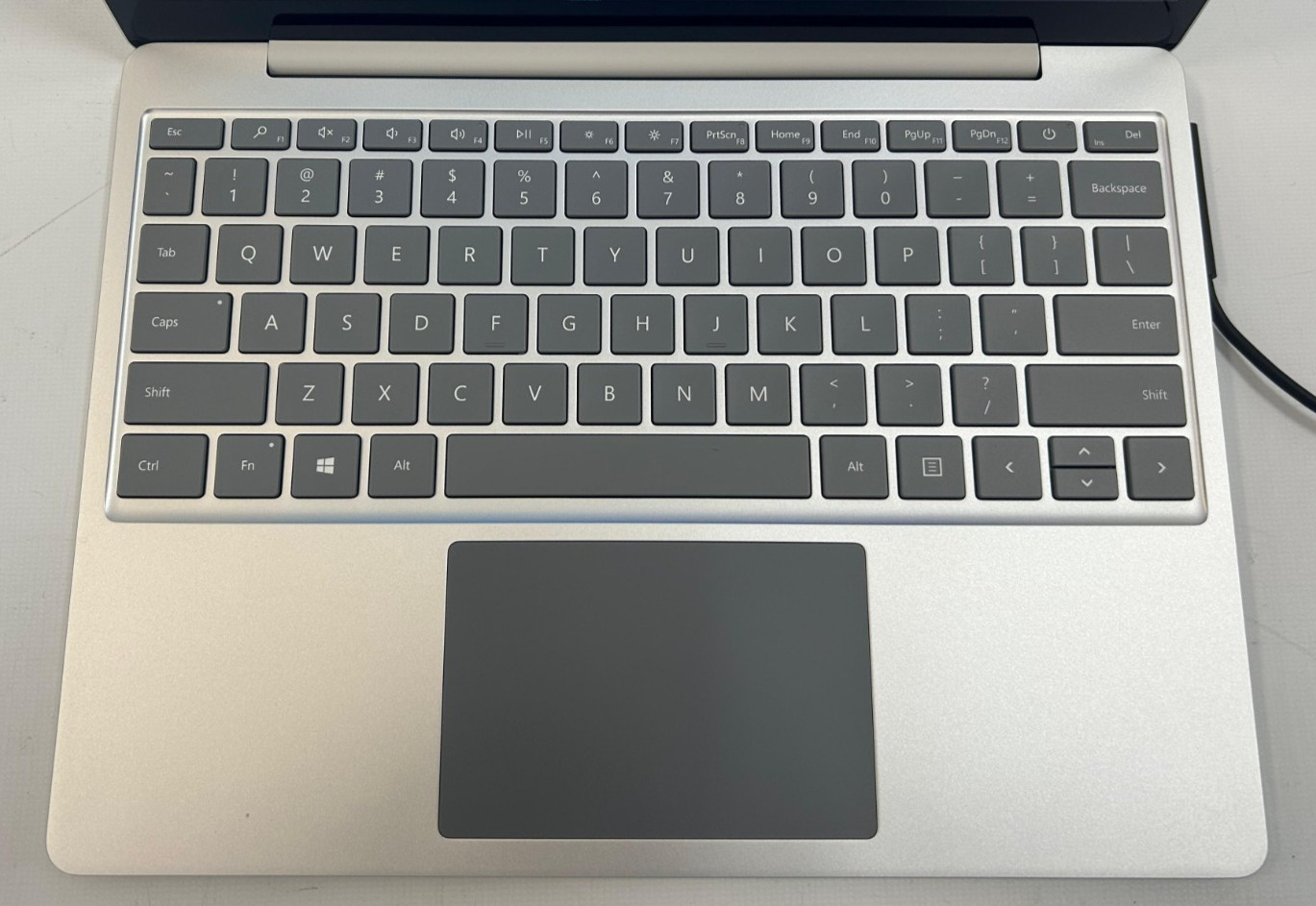 Microsoft Surface Laptop Go 1943 12.4” i5-1035G1 4GB/64GBSSD BatteryNotInstalled