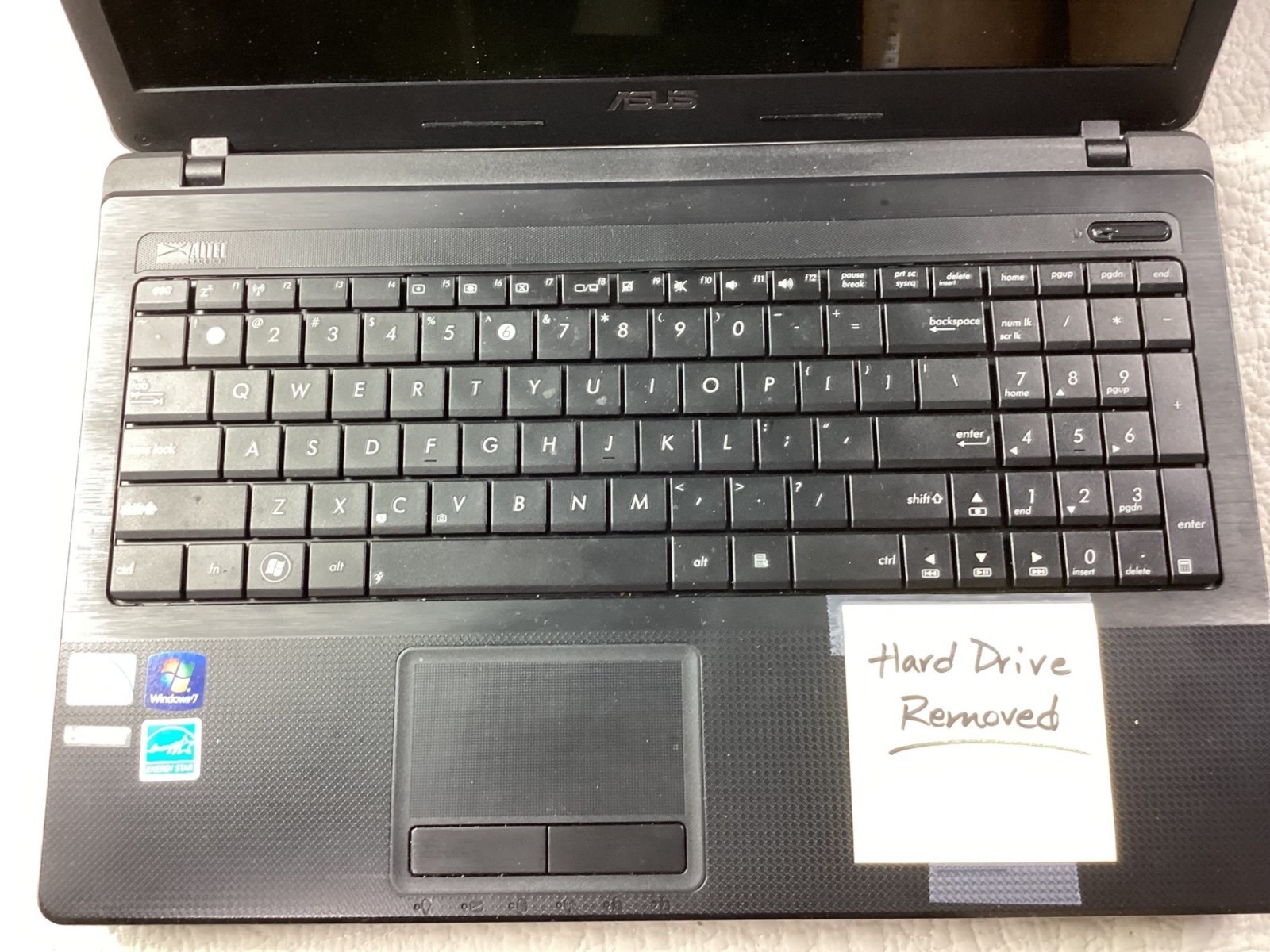 Asus X54C Laptop Black 15” Windows 7*Home Premium*No Hard Drive*Keyboard Tested
