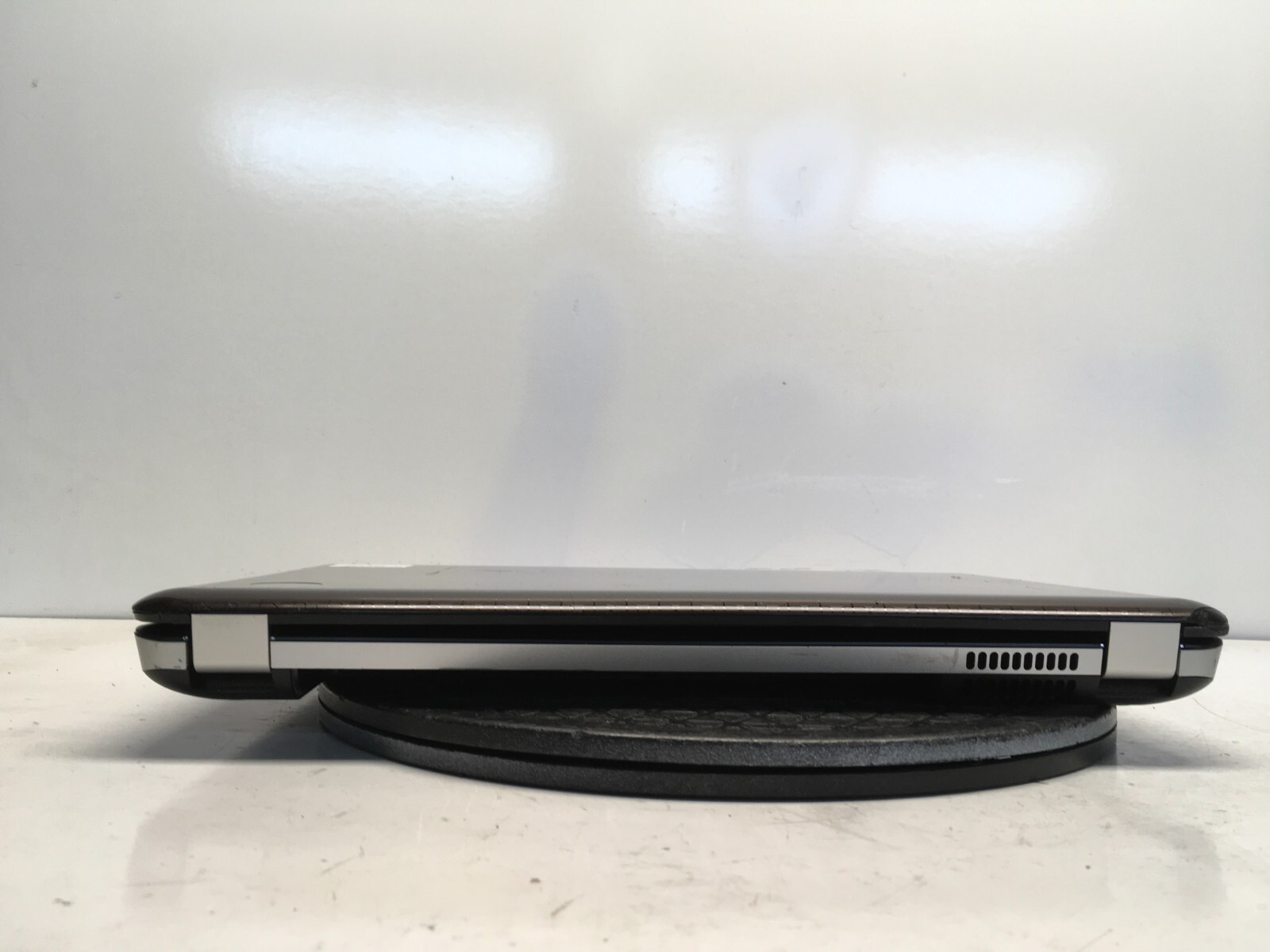 HP Pavilion DV5T-2000 Intel Pentium P6000 1.87GHz 4 GB NO HDD No Batt