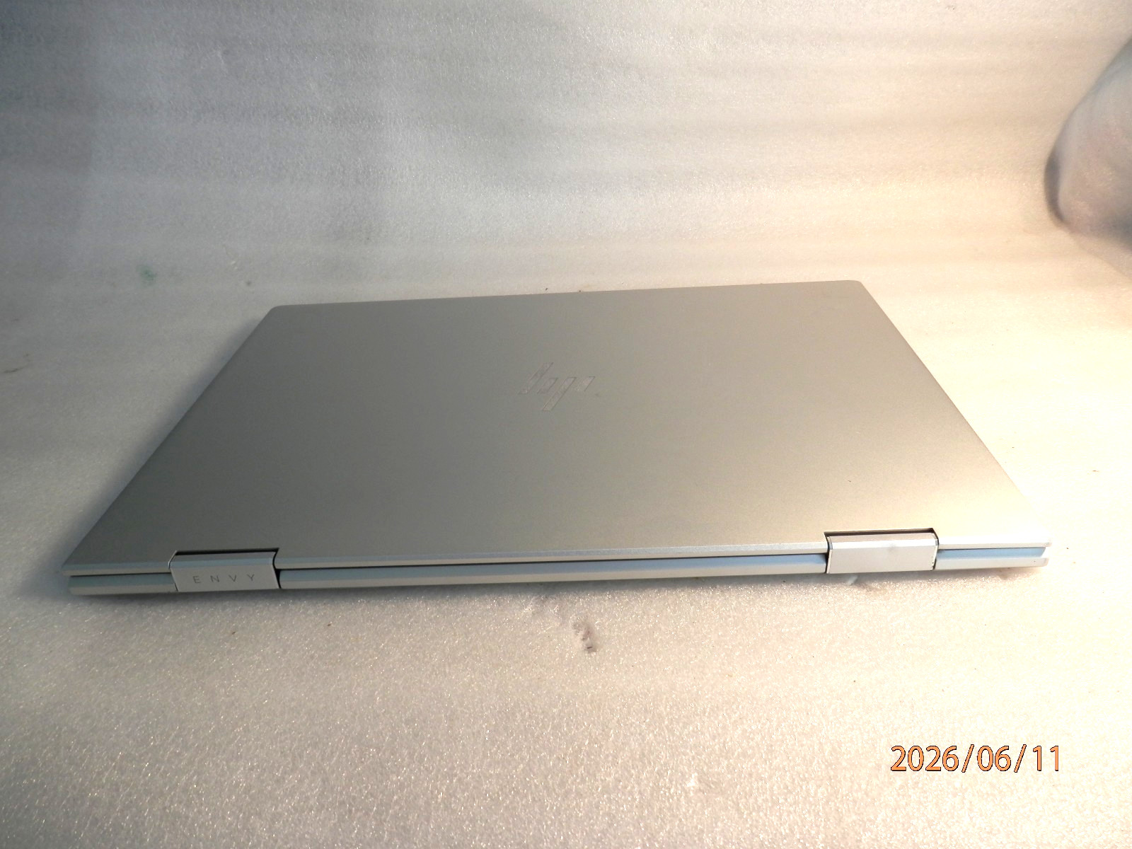 HP ENVY x360 15m-dr0012dx , Intel Core i7-8565U,512GB SSD 16GB RAM A/C Charger*