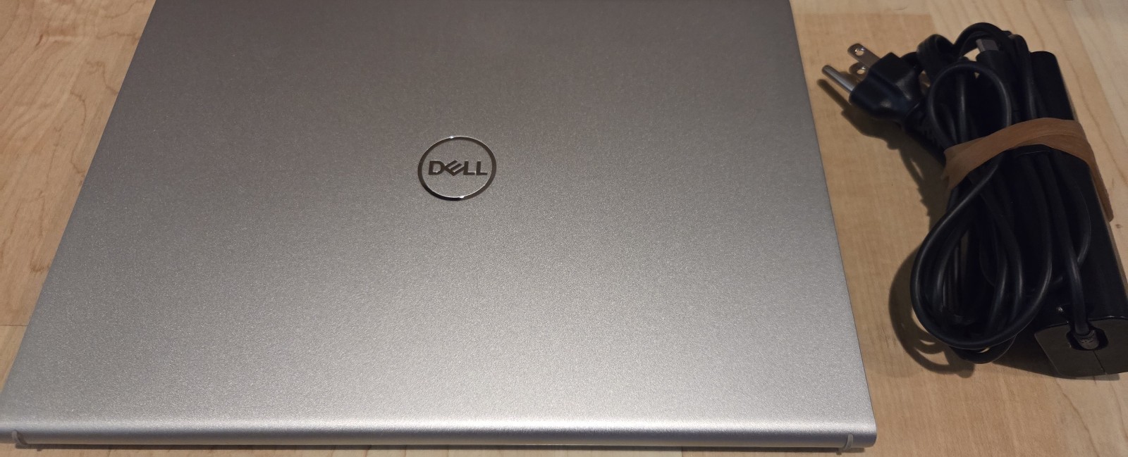 Dell Inspiron 13 5310 13.3” (NO SSD) Intel i5-11320H 3.20GHz 16GB RAM – Freezes