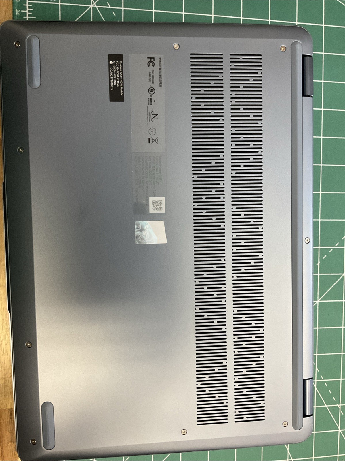 Lenovo Flex 7 14IAU7 14″ TS Notebook, i7-1255U 16GB 512GB W11H Read Description