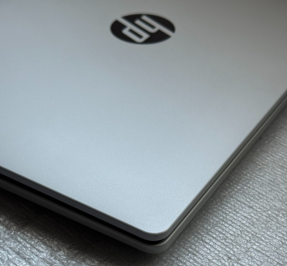 HP OmniBook 5 Flip 14″ 2K Touch 2-in-1 Laptop Core 5 120U 8GB RAM 512GB SSD