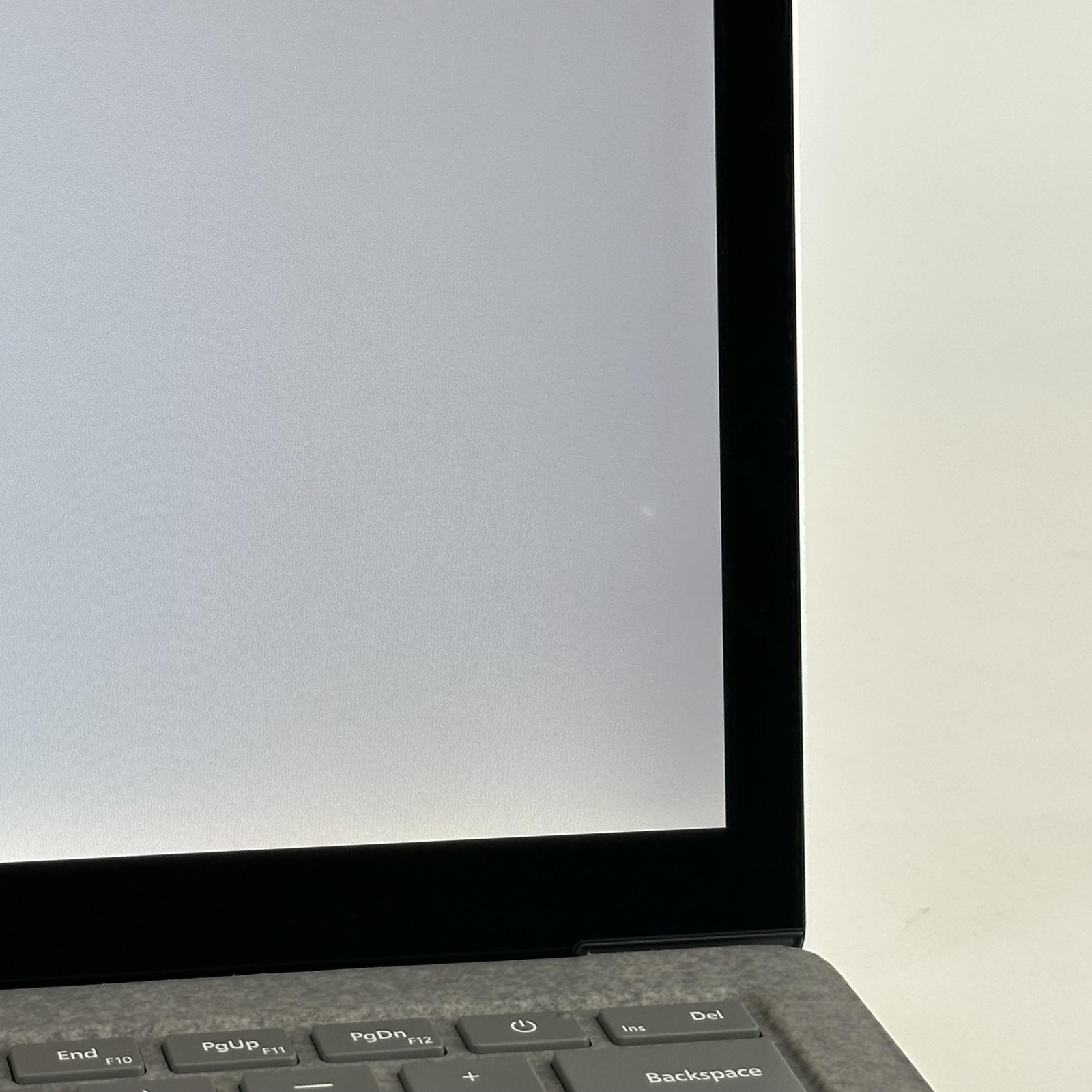 Microsoft Surface Laptop 3 13.5 2K TOUCH i7-1065G7 1.30GHz 16GB 512GB SSD Good