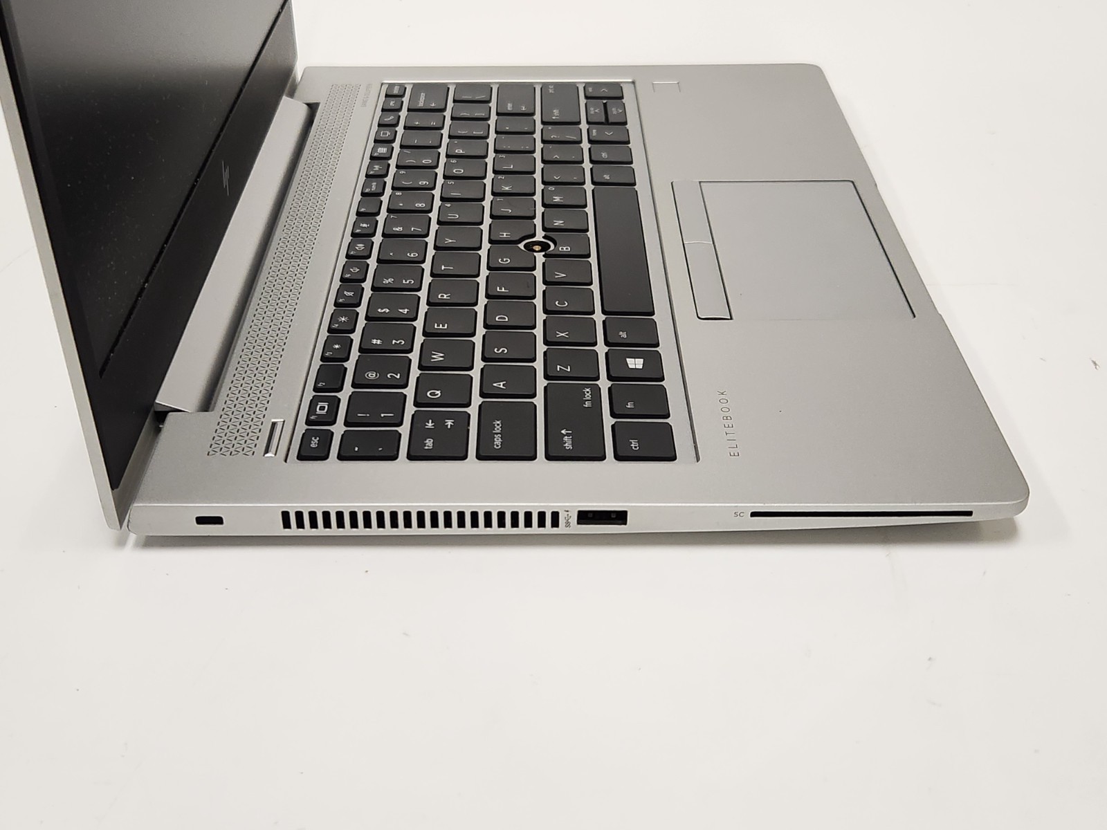 HP EliteBook 735 G6 AMD Ryzen 5 Pro 3500U 2.1GHz NO RAM NO SSD BATTERY 67%