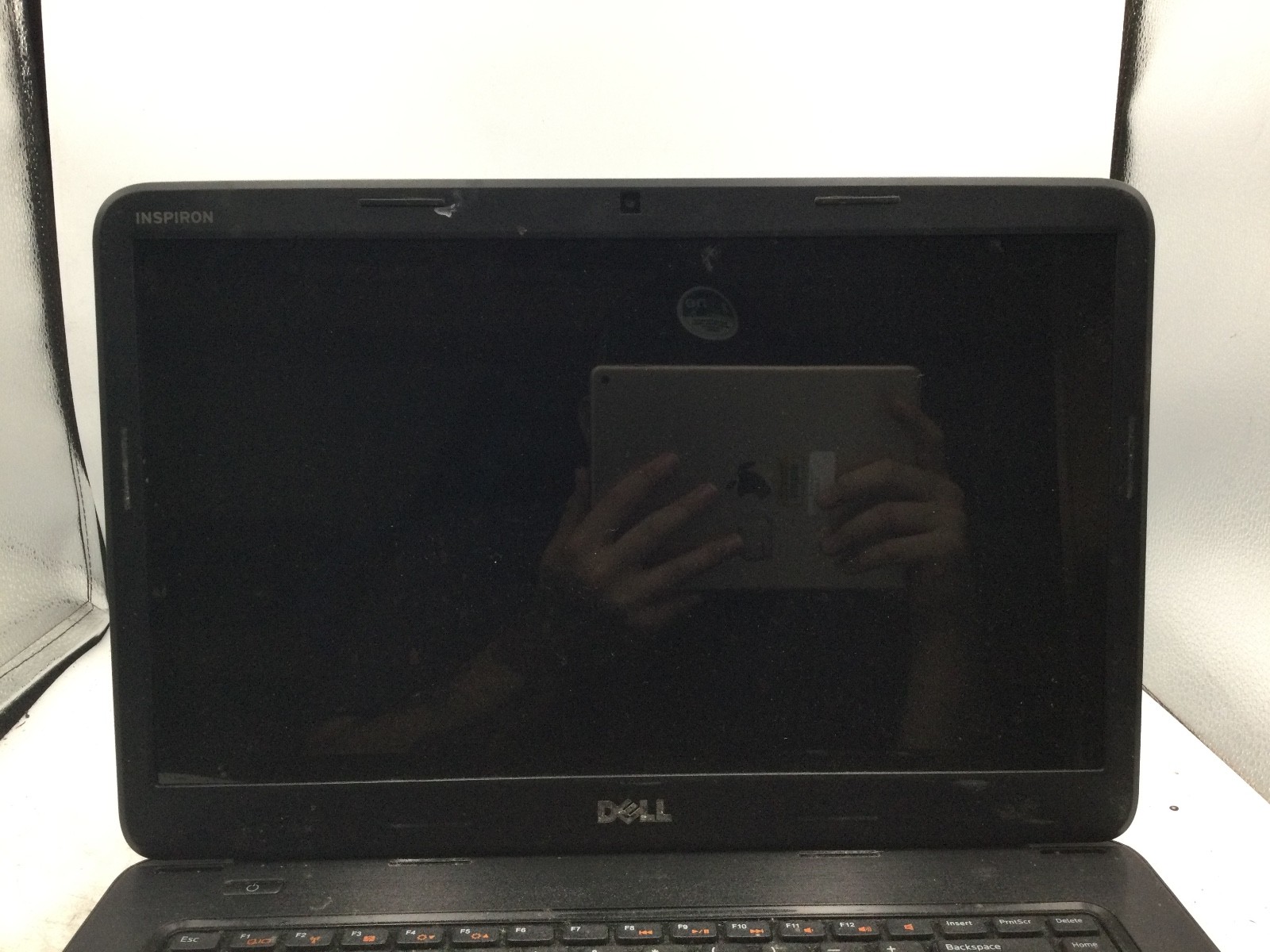 DELL INSPIRON M5040 – FOR PARTS – AMD E2 – 2GB RAM – READ DESCRIPTION – BB