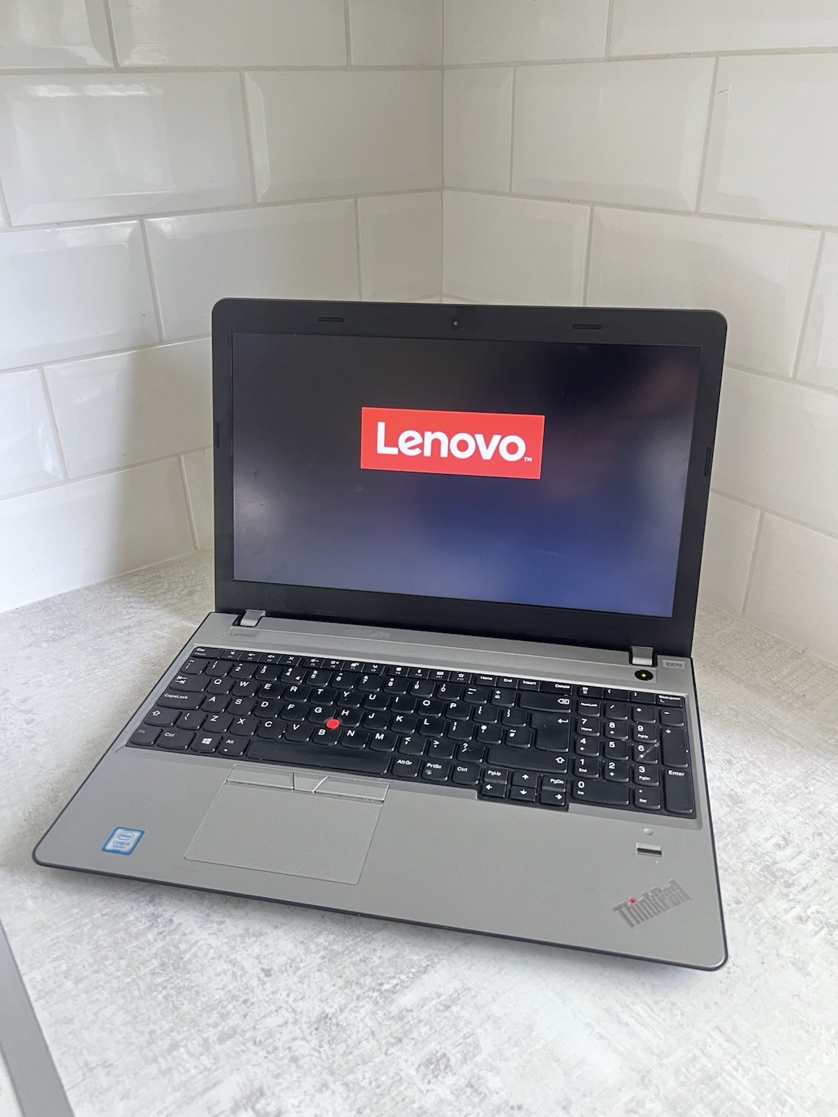 🔥 Lenovo ThinkPad E570 Intel Core i5-7200U 8GB/256GB SSD FHD Win 11 Office 21