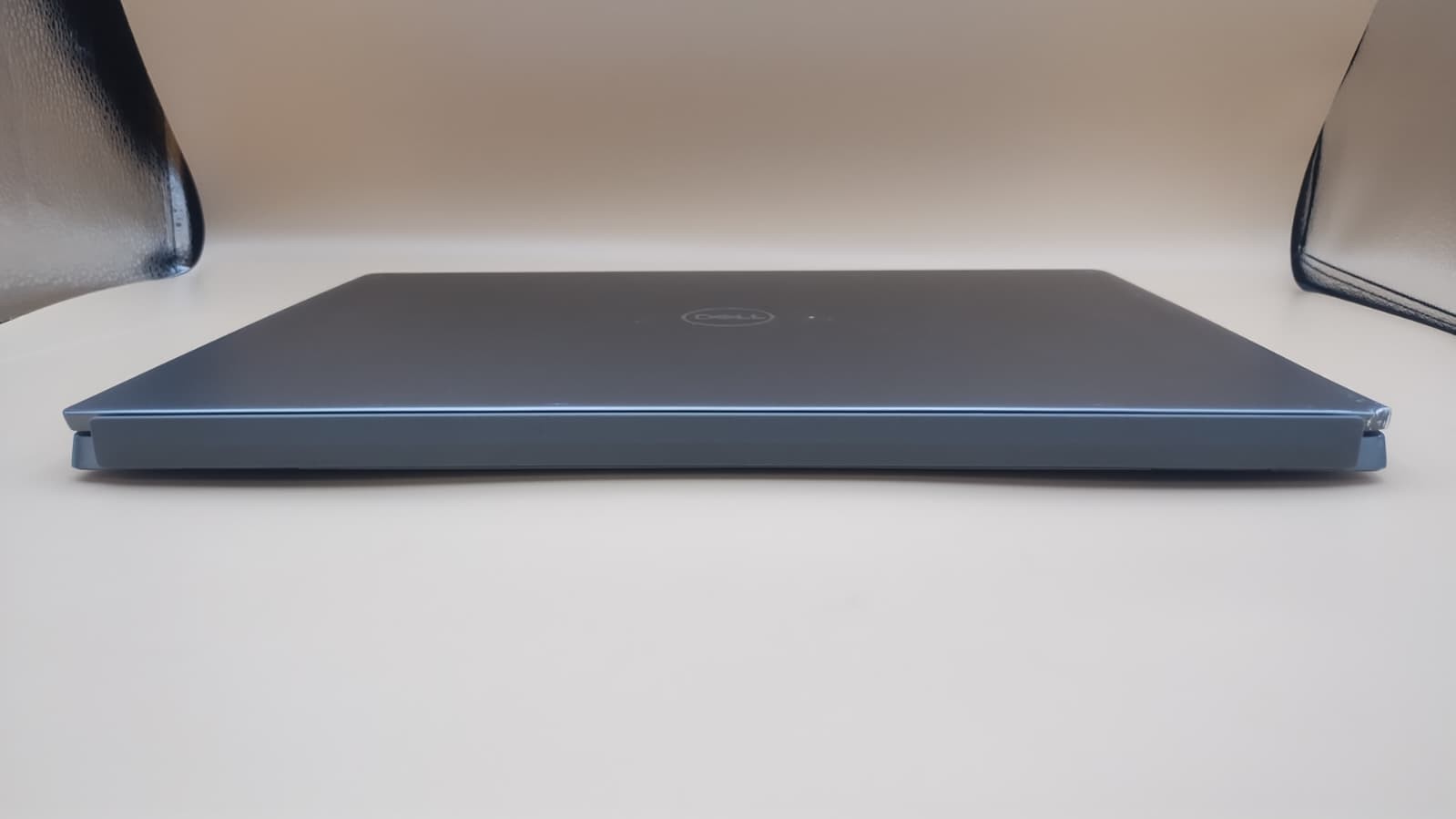 Dell Vostro 5620 16″ FHD+ i5-1240P 16GB 512GB SSD Win11 Pro Iris Xe