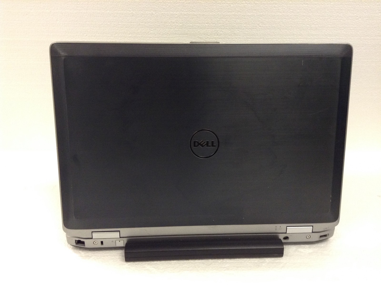 Dell Latitude E6520 Laptop i7-2720QM 2.2GHz 8GB 15.6″ NO HD, For Parts FREE SHIP