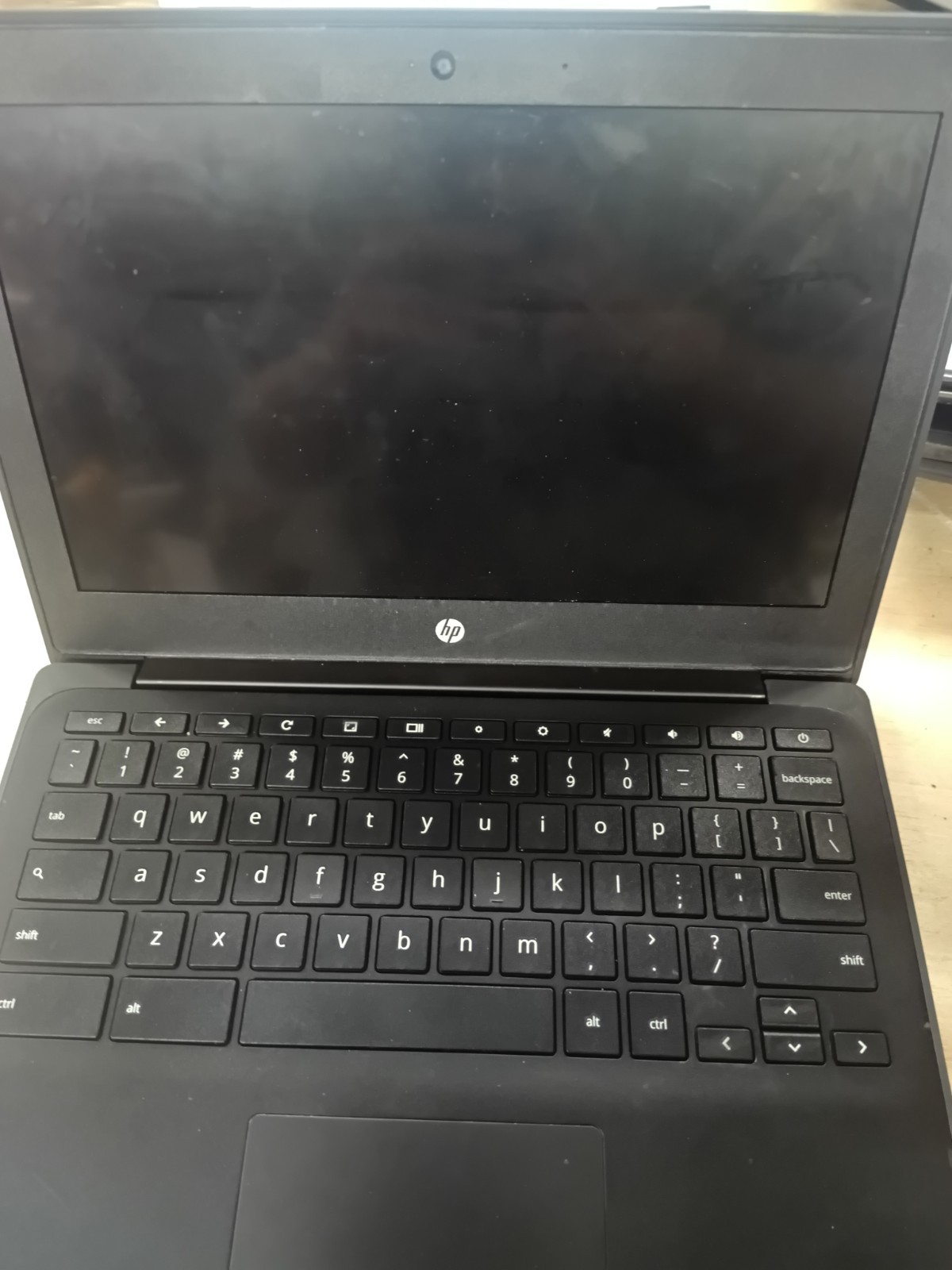 Lot of 10 Laptops UNKNOWN CONDITION (Lot2)