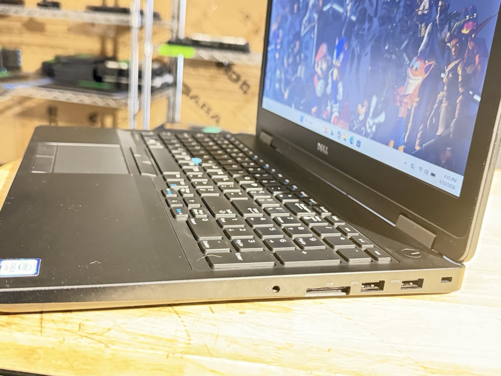Dell Precision 3510, i5-6440HQ, 8 GB-256 GB SSD, AMD R9 M360 2GB Windows 11 Pro